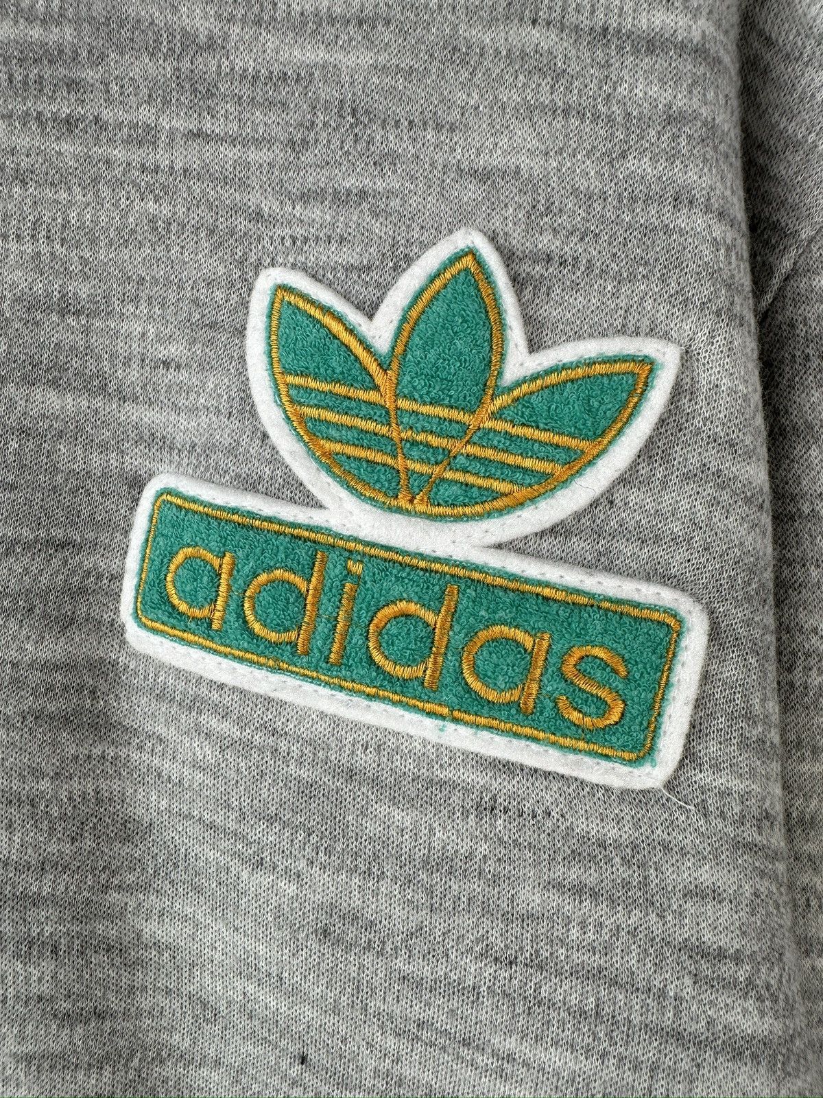 Adidas 80s Vintage ADIDAS Big Logo Sweatshirt made in Korea Size US M / EU 48-50 / 2 - 5 Thumbnail