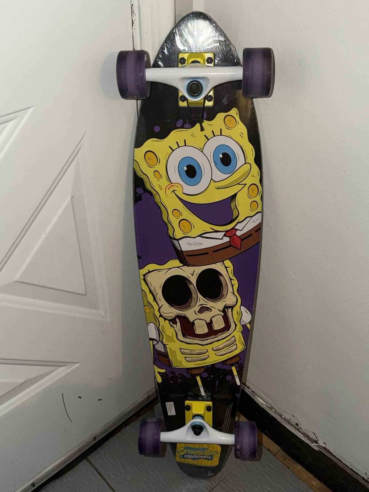 Nickelodeon SpongeBob SquarePants Skateboard Viacom 2020