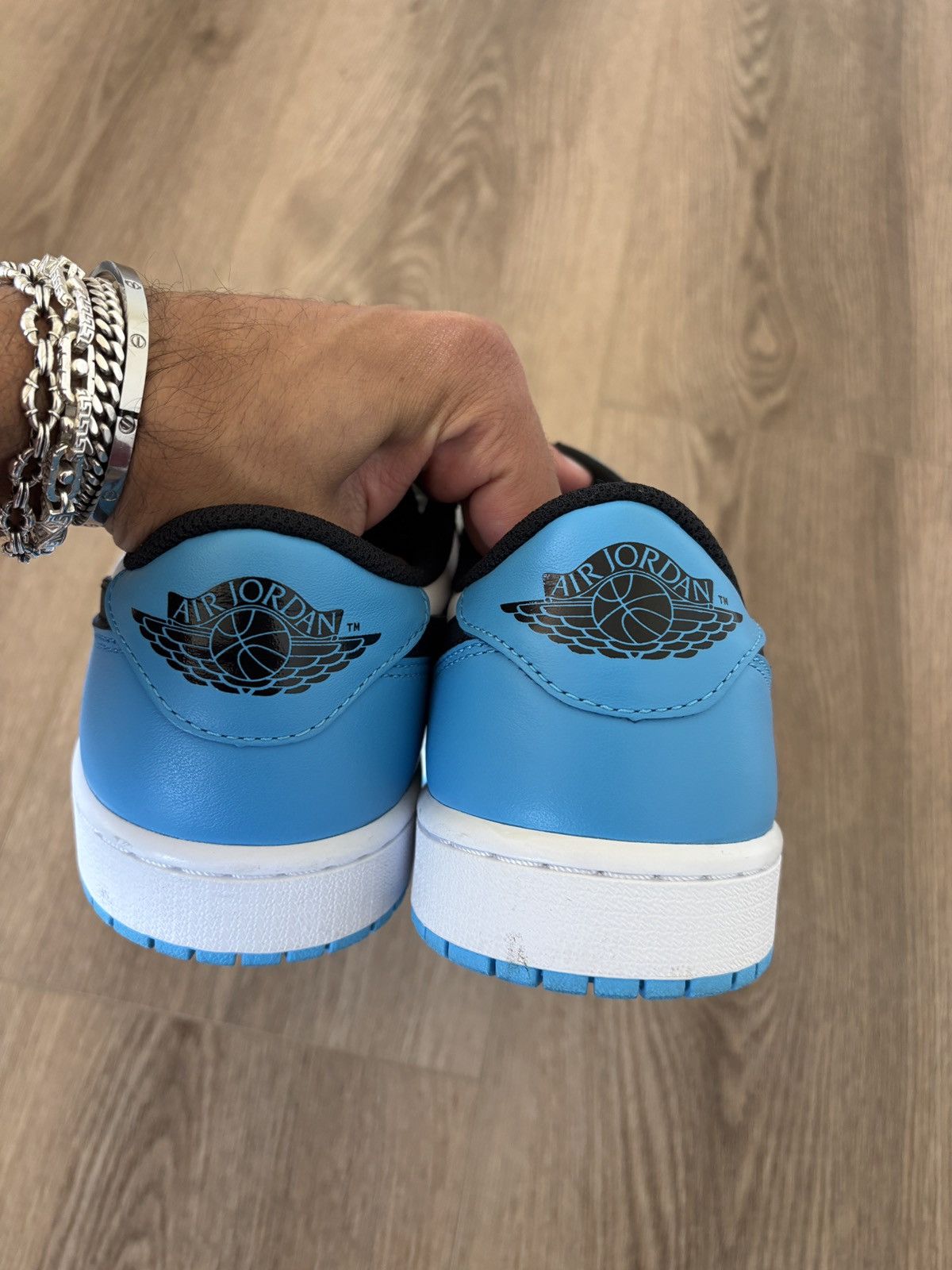 Jordan Brand × Nike Jordan 1 Low OG Powder Blue UNC Size US 9 / EU 42 - 6 Thumbnail