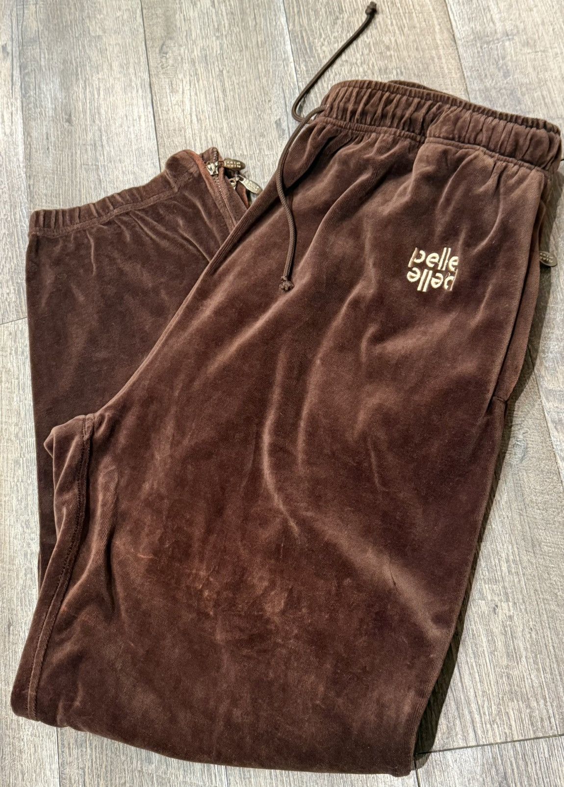 Pelle Pelle Vintage Pelle Pelle Brown Velour Track Pants size 2XL Size US 40 / EU 56 - 1 Thumbnail