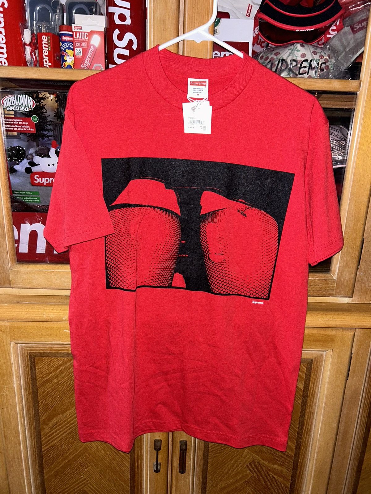 Supreme Supreme 'Up Skirt' Tee Red size Medium 2009 NWT Box Logo Size US M / EU 48-50 / 2 - 1 Thumbnail