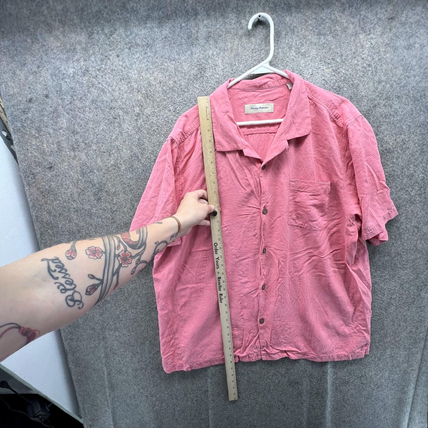 Tommy Bahama VINTAGE Tommy Bahama Shirt Mens XL Pink Silk Camp Short Sleeve Button Front Casual Blank Size US XL / EU 56 / 4 - 5 Thumbnail
