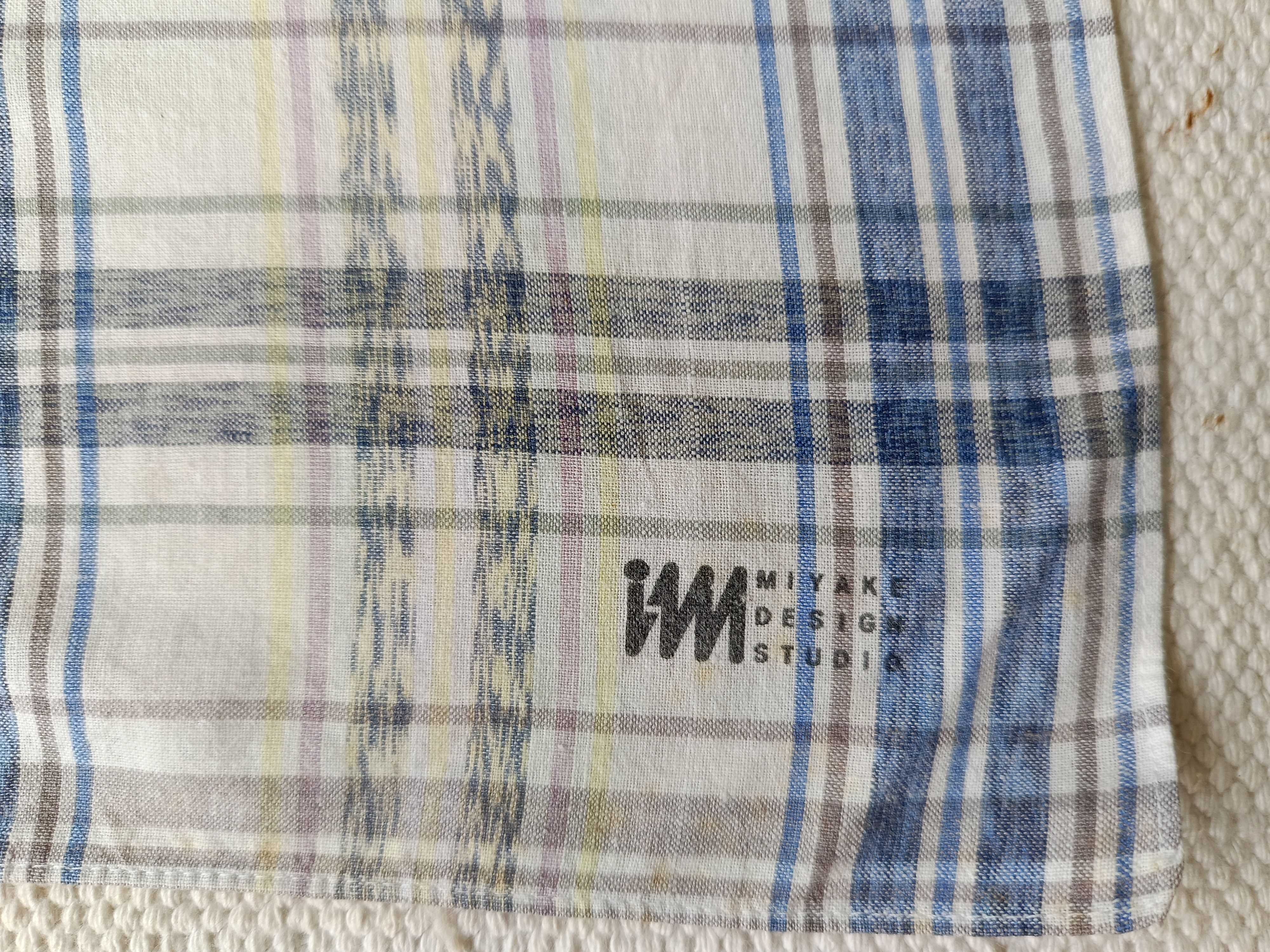 Issey Miyake Issey Miyake IM design studio Japan 90s handkerchiefs Size ONE SIZE - 1 Thumbnail