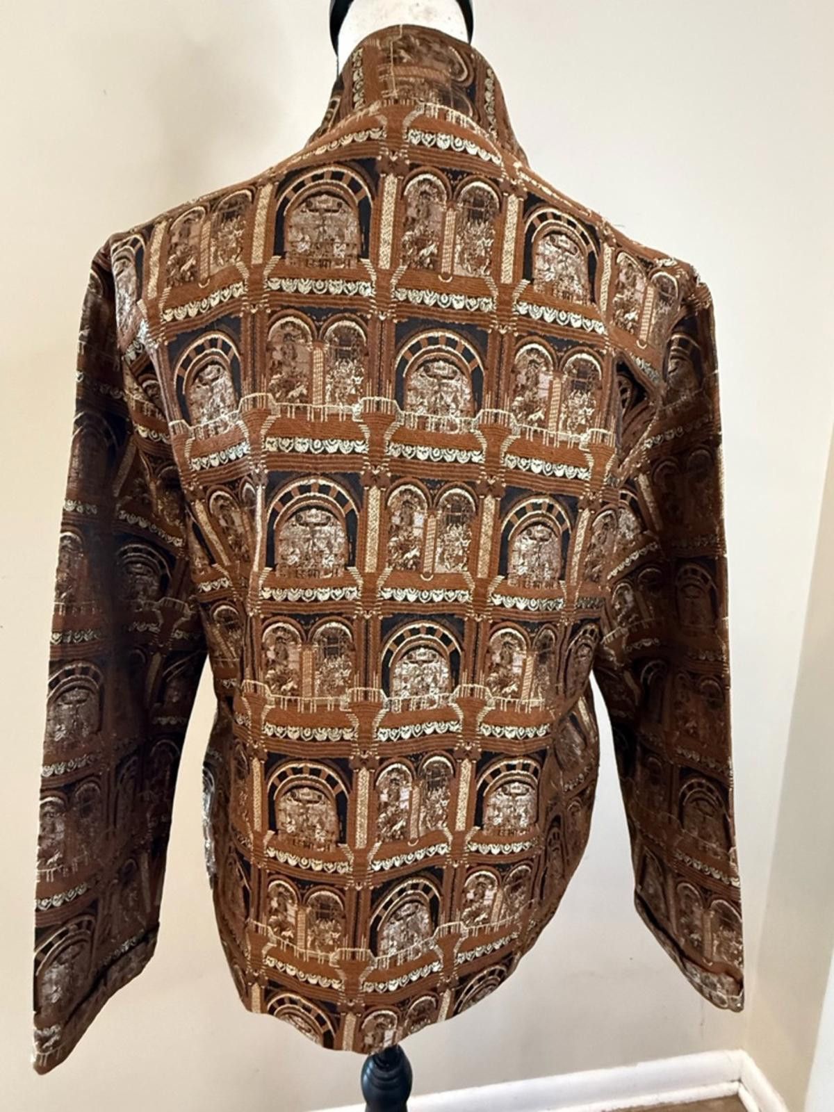 Other Chico’s silk blend jacket ornate Italian archways SZ 1/SM Size S / US 4 / IT 40 - 4 Thumbnail