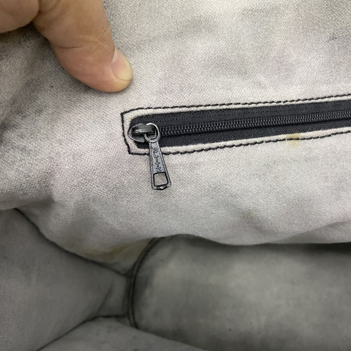 Celine ‼️LASTDROP‼️ VINTAGE CELINE MACADAM SHOULDER BAG BLACK CLOTH Size ONE SIZE - 12 Thumbnail