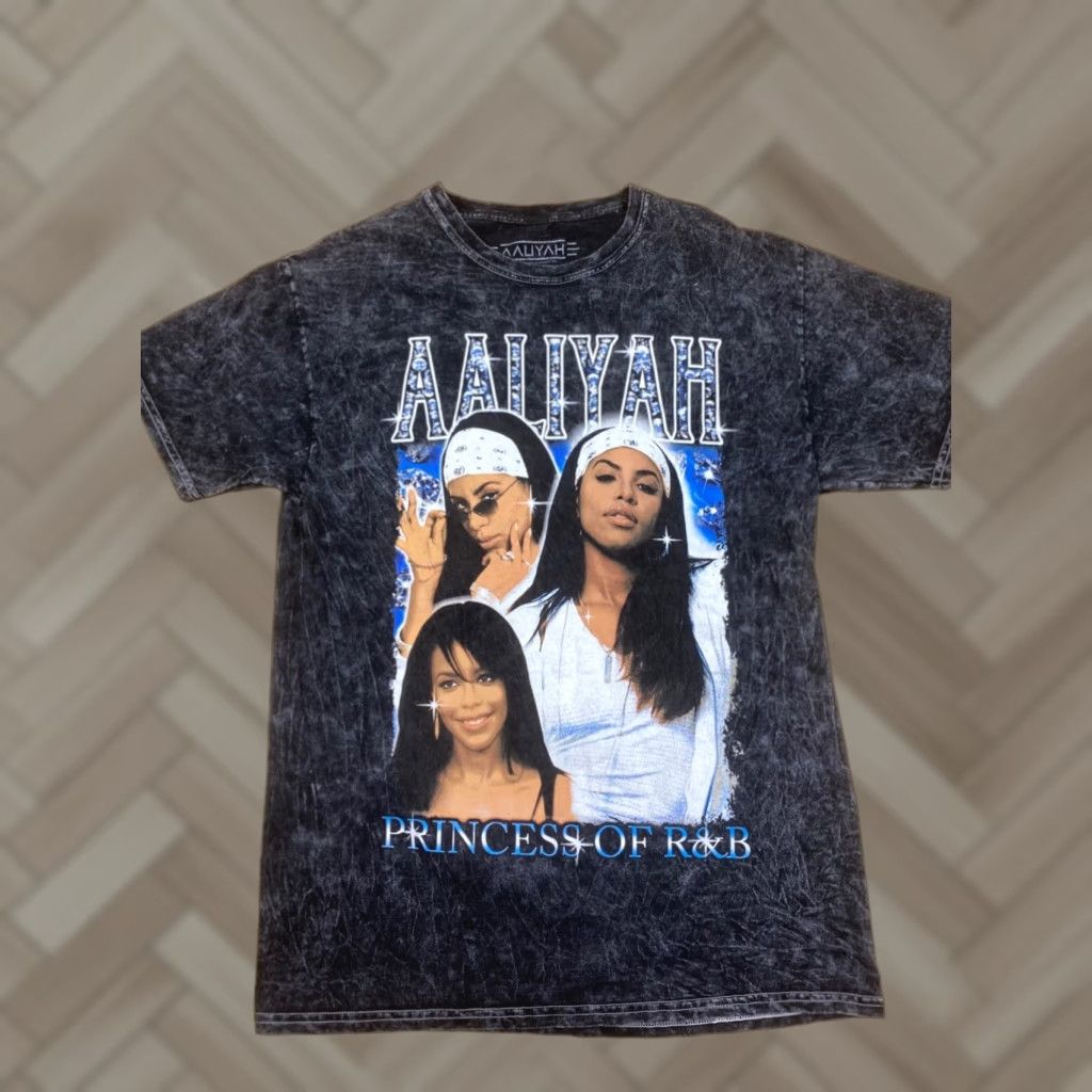 Vintage Aaliyah Princess T Shirt Unisex Adults S Black Vintage Style Size US S / EU 44-46 / 1 - 1 Thumbnail