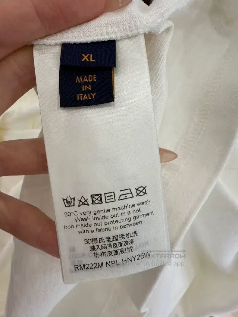 Louis Vuitton Louis Vuitton Alphabet Graffiti Embroidered Half Sleeve T- Size US XL / EU 56 / 4 - 8 Thumbnail