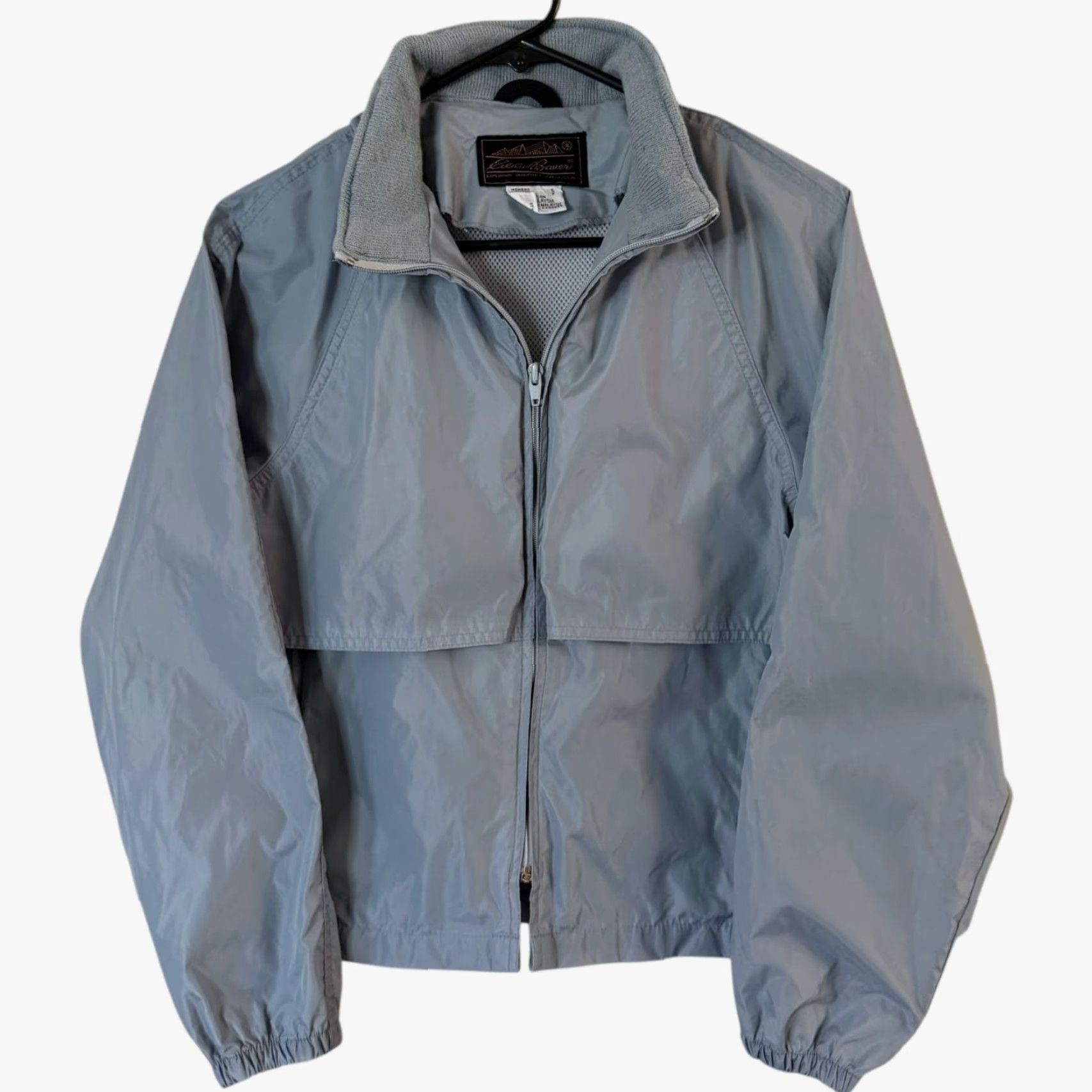 Eddie Bauer VINTAGE Eddie Bauer Windbreaker Jacket Blue Women's Small Zip Full Zip Hooded Pockets Lightweight All Seasons Outdoors Size S / US 4 / IT 40 - 2 Thumbnail