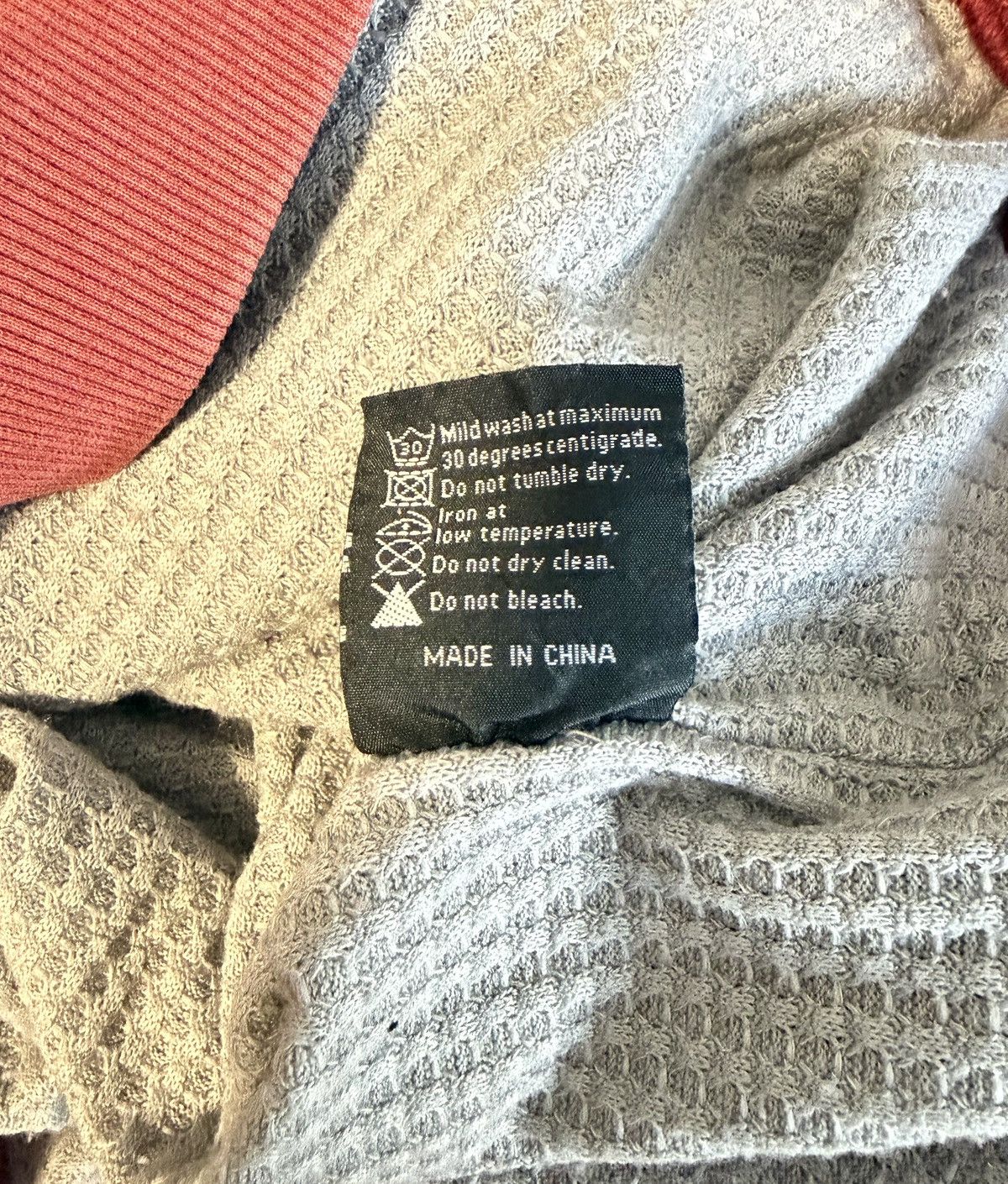 basketcase gallery Basketcase Plaque Thermal Lined Hoodie Size US XL / EU 56 / 4 - 6 Thumbnail