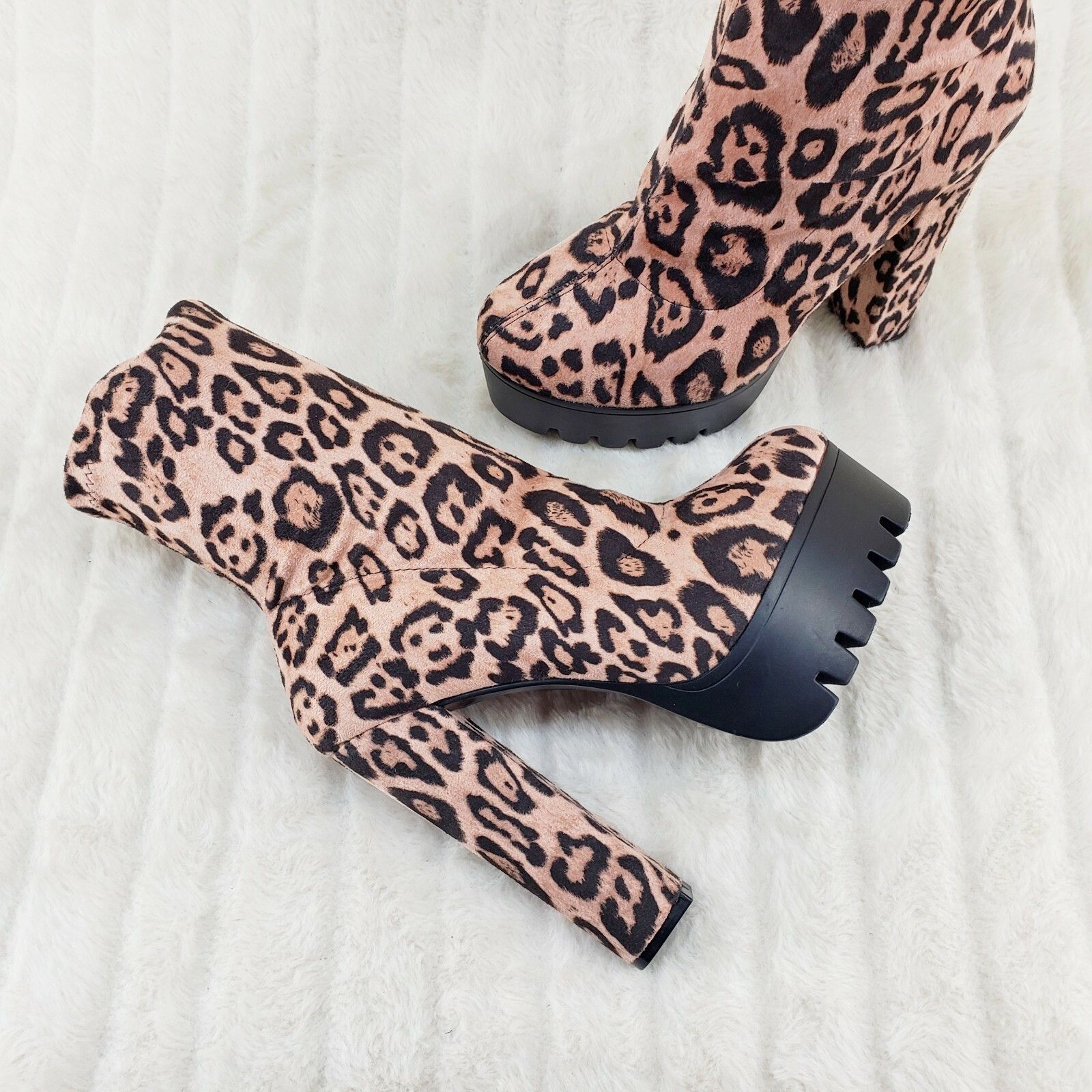 Other Skin Stretch Leopard Print Platform Ankle Boots Lug Sole Chu Size US 8 / IT 38 - 3 Thumbnail