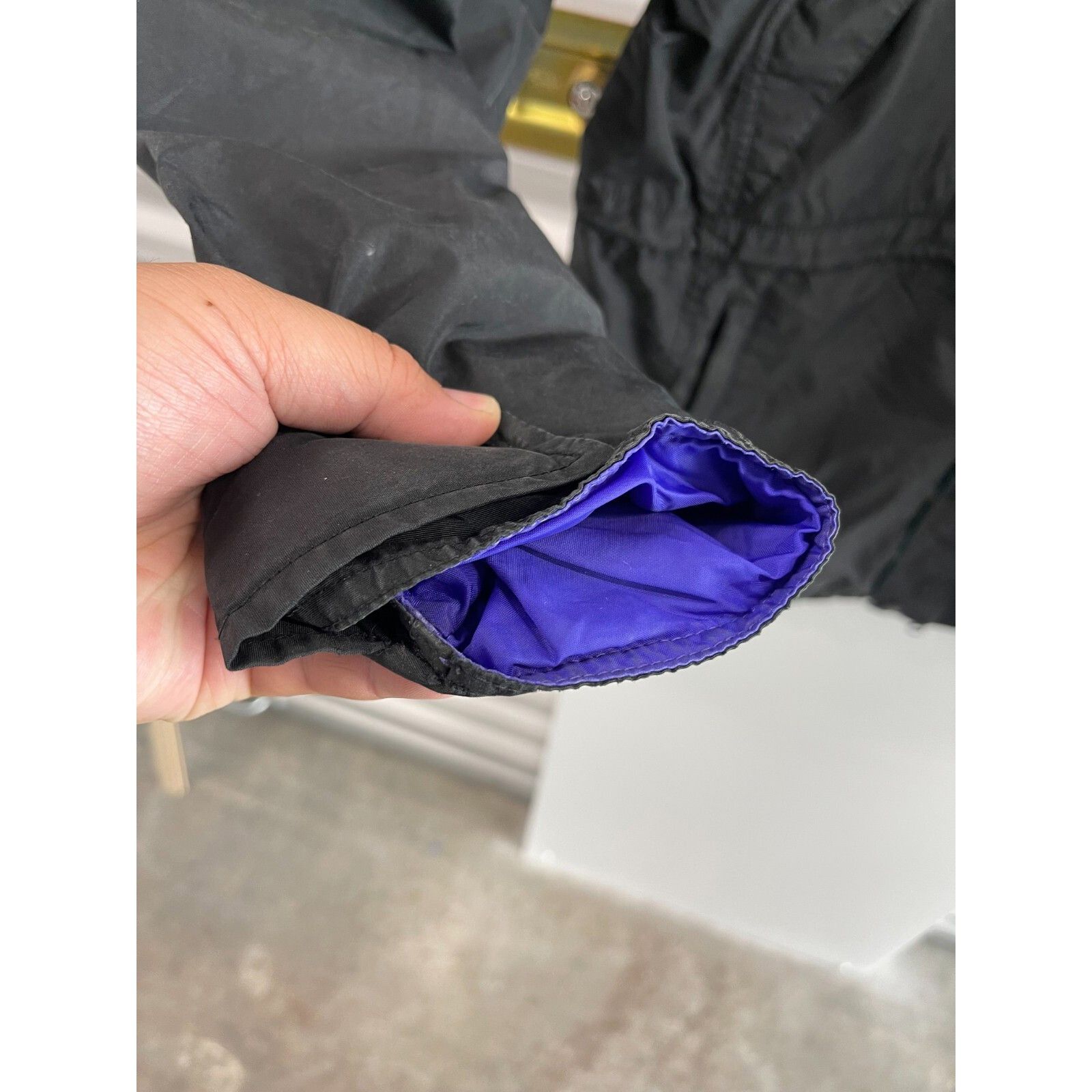 Columbia VTG 90S COLUMBIA SPORTSWEAR BLACK PURPLE BLUE LONG JACKET SZ Size US L / EU 52-54 / 3 - 9 Thumbnail