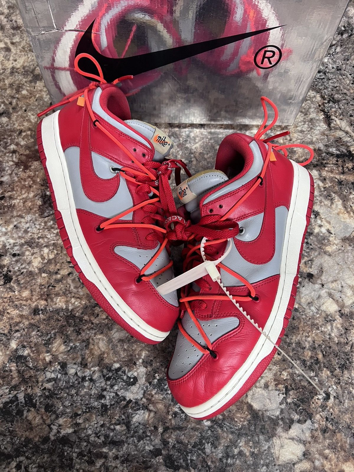 Off-White Off-white Nike dunk university red size 12 authentic Size US 12 / EU 45 - 1 Thumbnail