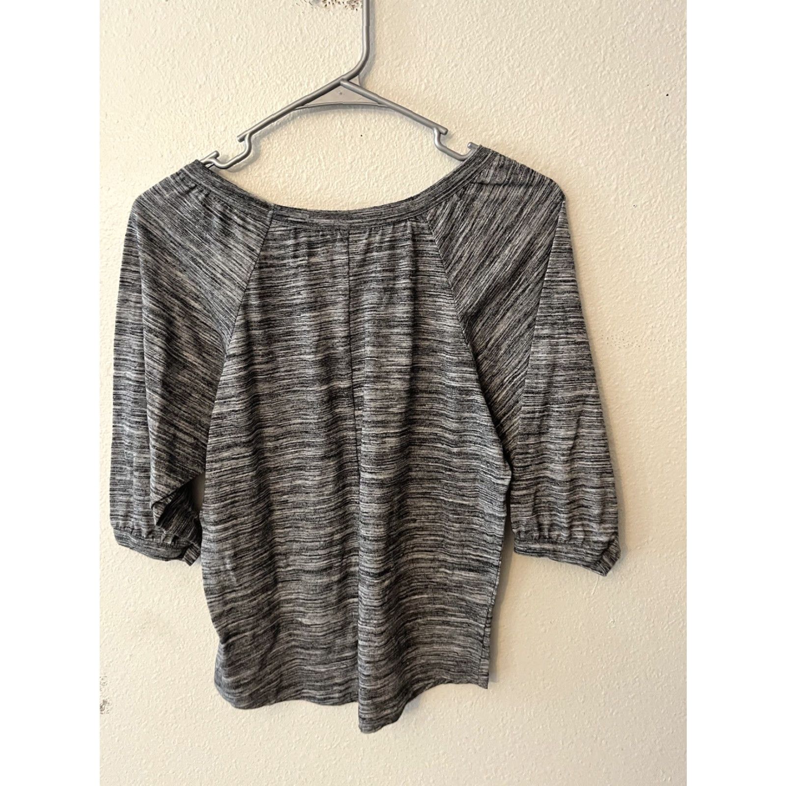 Vintage Ann Taylor Loft T-Shirt Women XSP Gray 3/4 Sleeve Solid Casual Round Neck Size XS / US 0-2 / IT 36-38 - 2 Thumbnail
