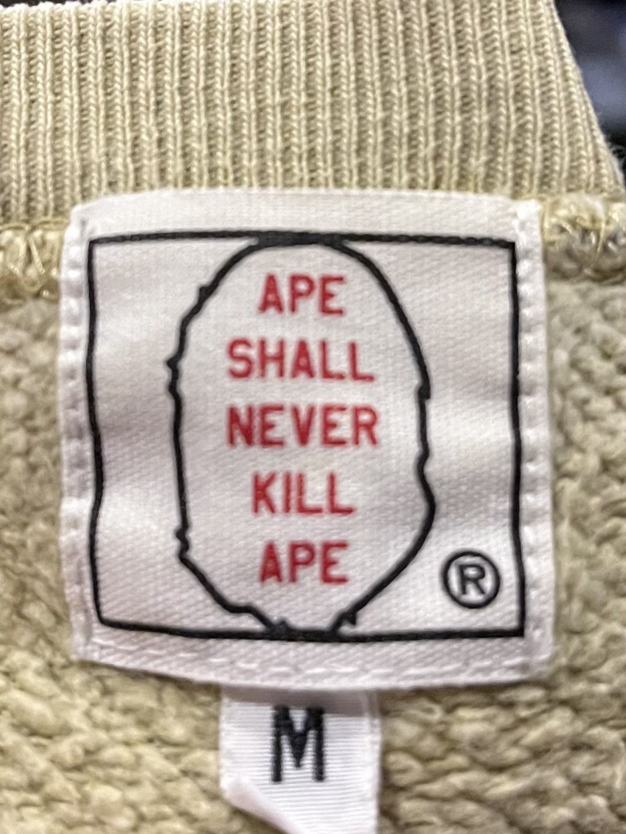 Bape Bape camo crew neck pullover sweatshirt Size US L / EU 52-54 / 3 - 3 Thumbnail