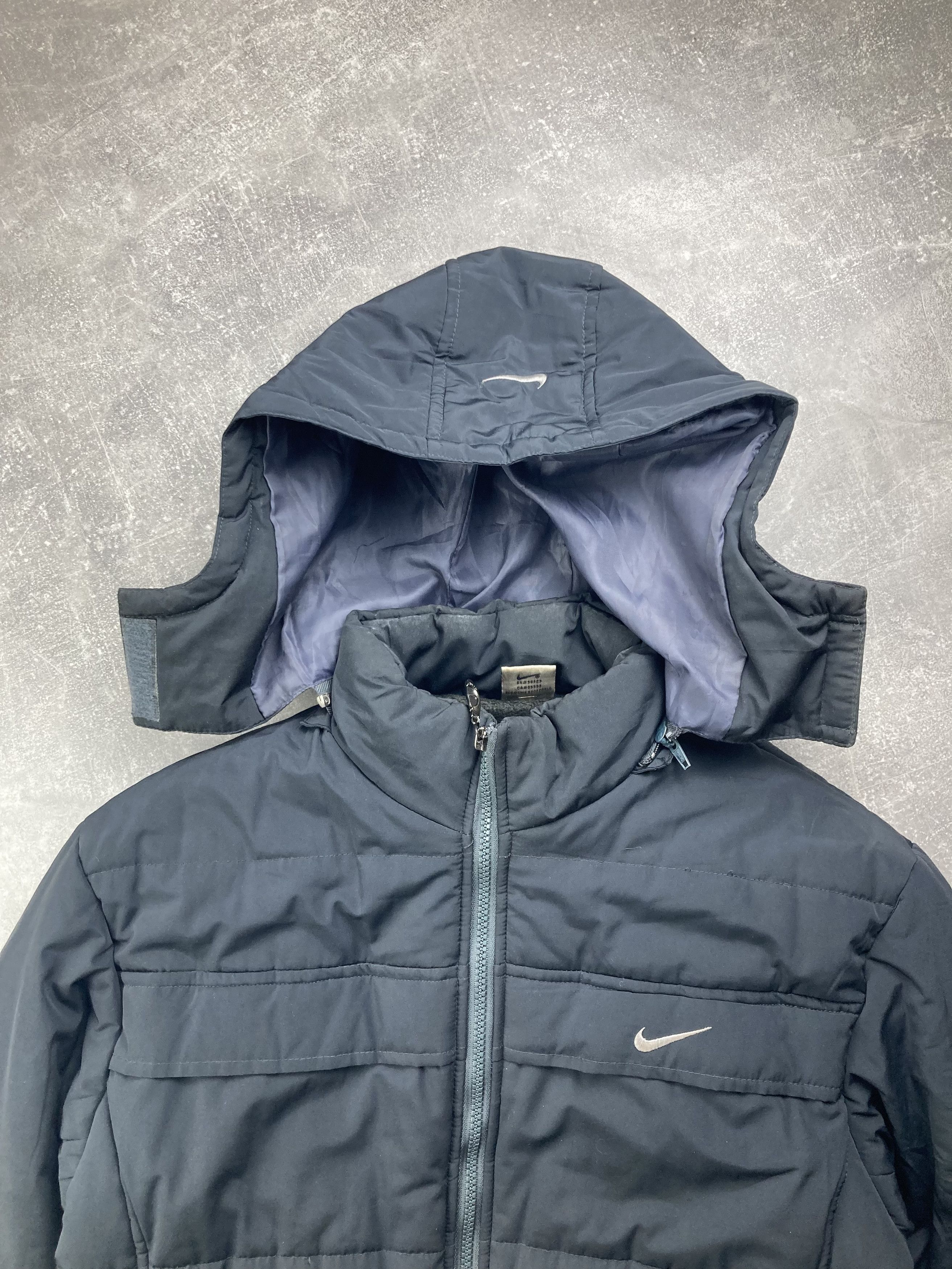 Nike ACG Nike ACG womens 2 swosh black puffer jacket Size L / US 10 / IT 46 - 2 Thumbnail