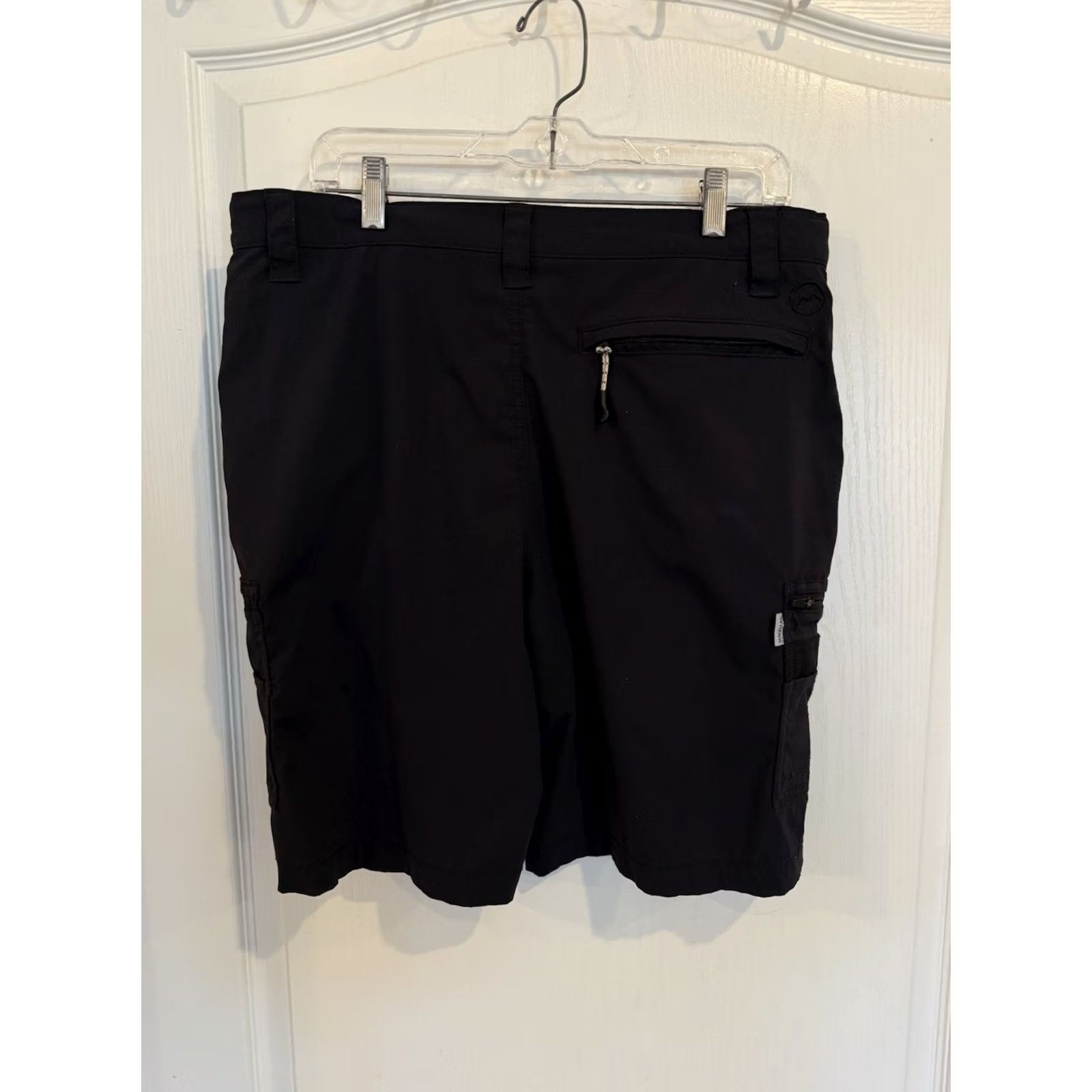 Vintage Magellan Outdoor Men Bermuda Shorts L Black Water Repellent Fishing Shorts Size US 33 - 2 Thumbnail