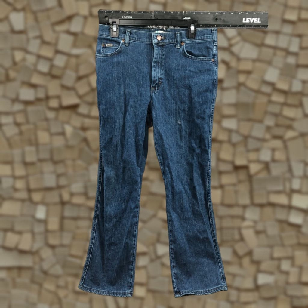 Lee Lee Relaxed Straight Jeans Womens Medium Wash Blue Size 14 Regular 5-Pocket Denim Cotton Mid Rise Straight Size 36" / US 14 / IT 50 - 1 Thumbnail