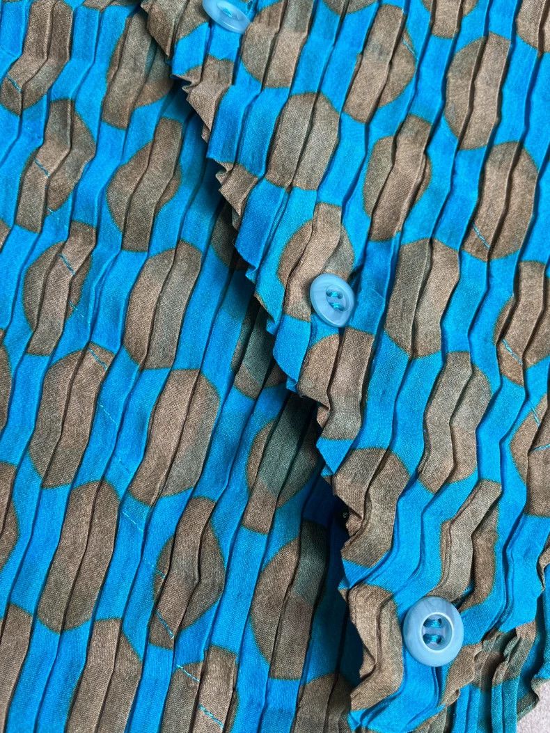 Issey Miyake Issey Miyake size:2 An asymmetrical cardigan with a blue m Size S / US 4 / IT 40 - 6 Thumbnail