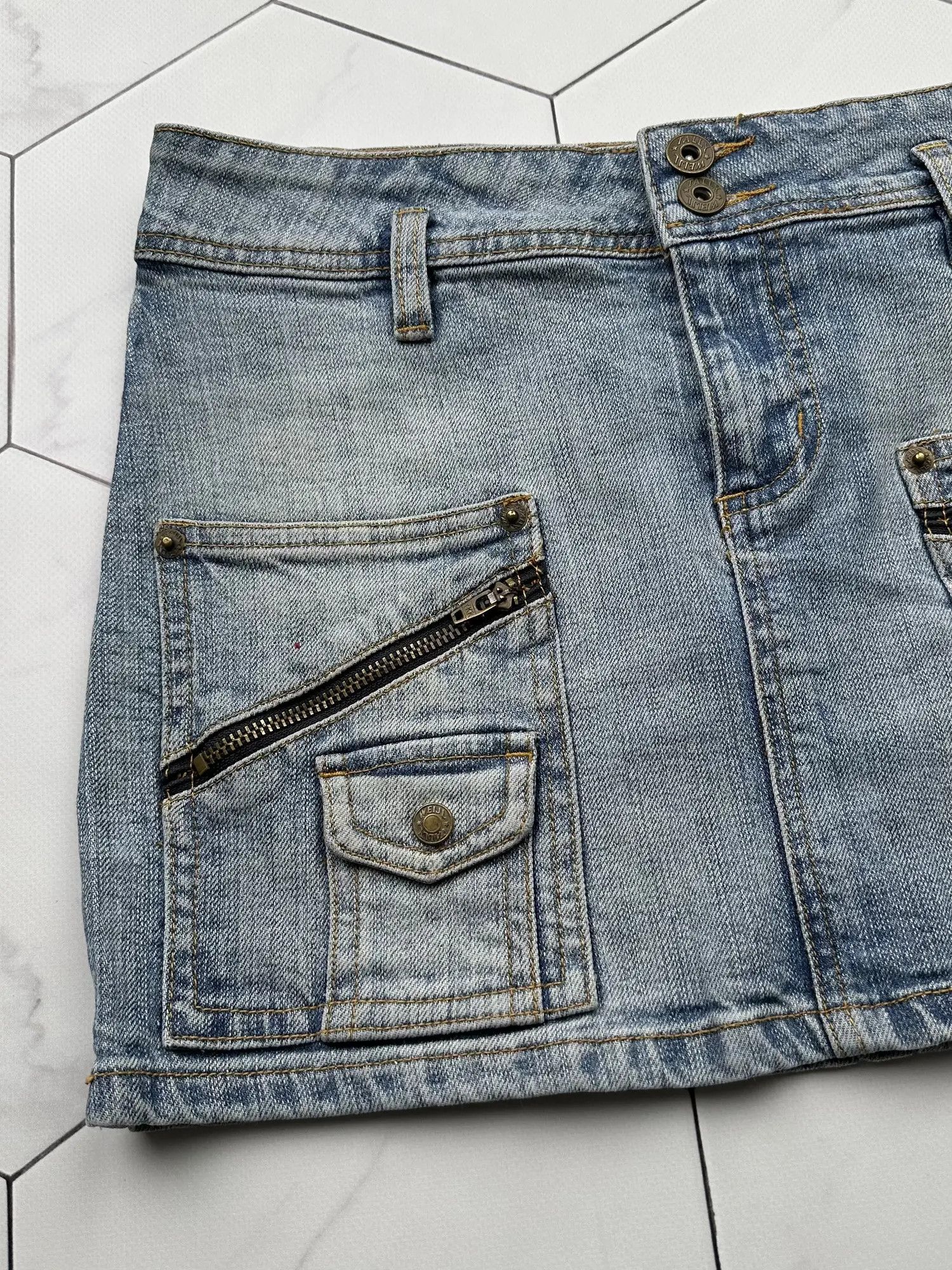 Japanese Brand Vintage Zipped Mini Skirt (B460)E2D15 Size 28" / US 6 / IT 42 - 2 Thumbnail