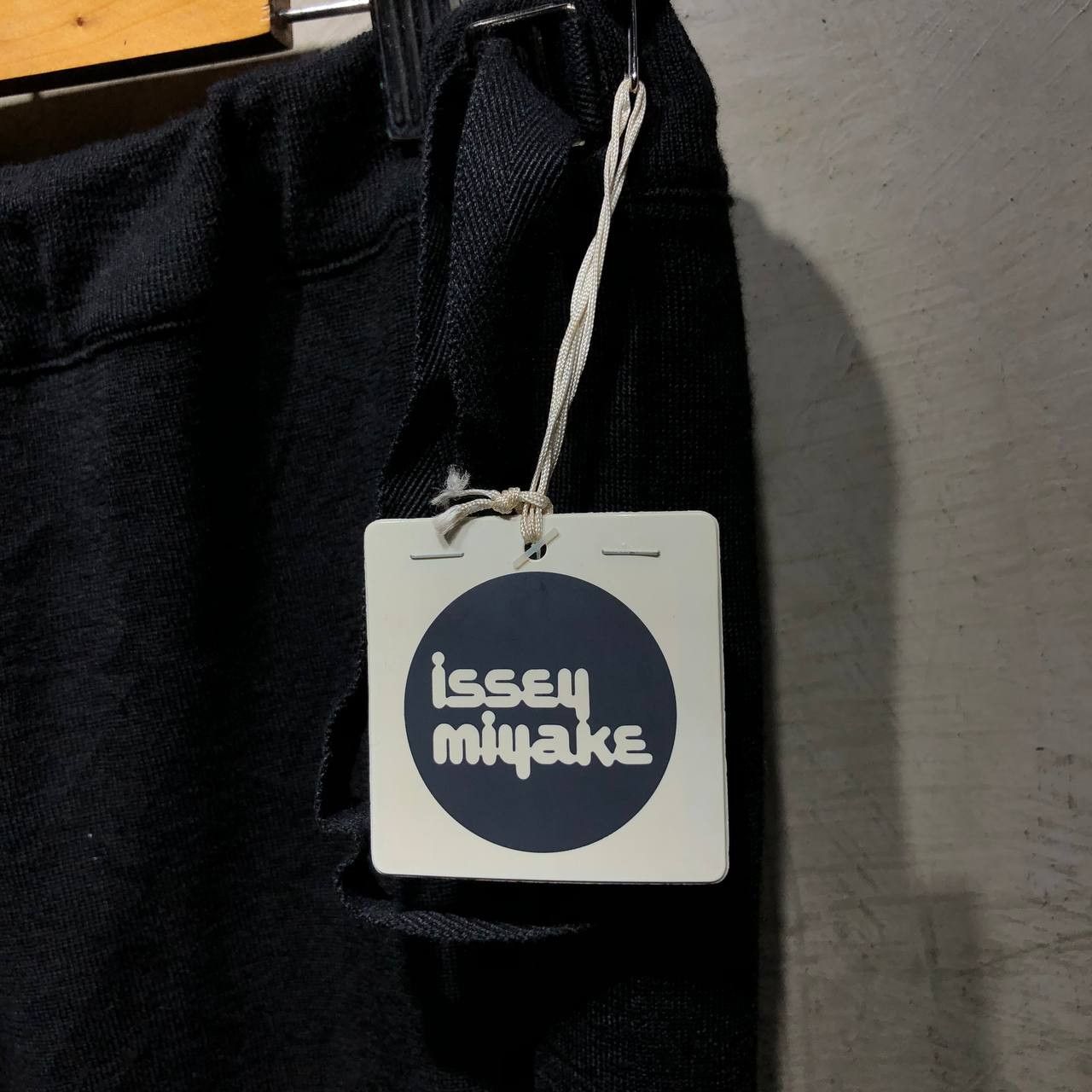 Issey Miyake Issey Miyake Flowy pants BNWT Size US 34 / EU 50 - 2 Thumbnail