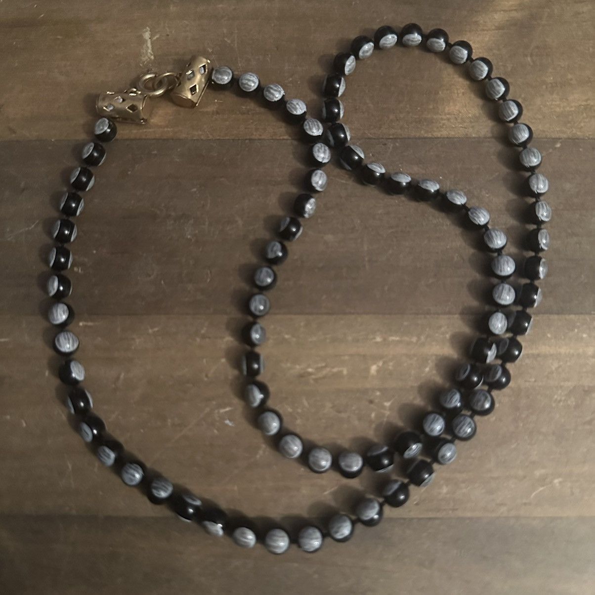 Vintage Vintage black and gray bead necklace Size ONE SIZE - 2 Thumbnail