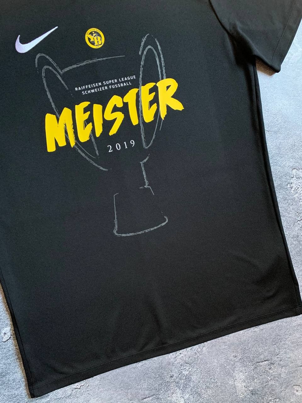 Nike Nike BSC Young Boys Meister 2019 Soccer Jersey Black Size US L / EU 52-54 / 3 - 5 Thumbnail