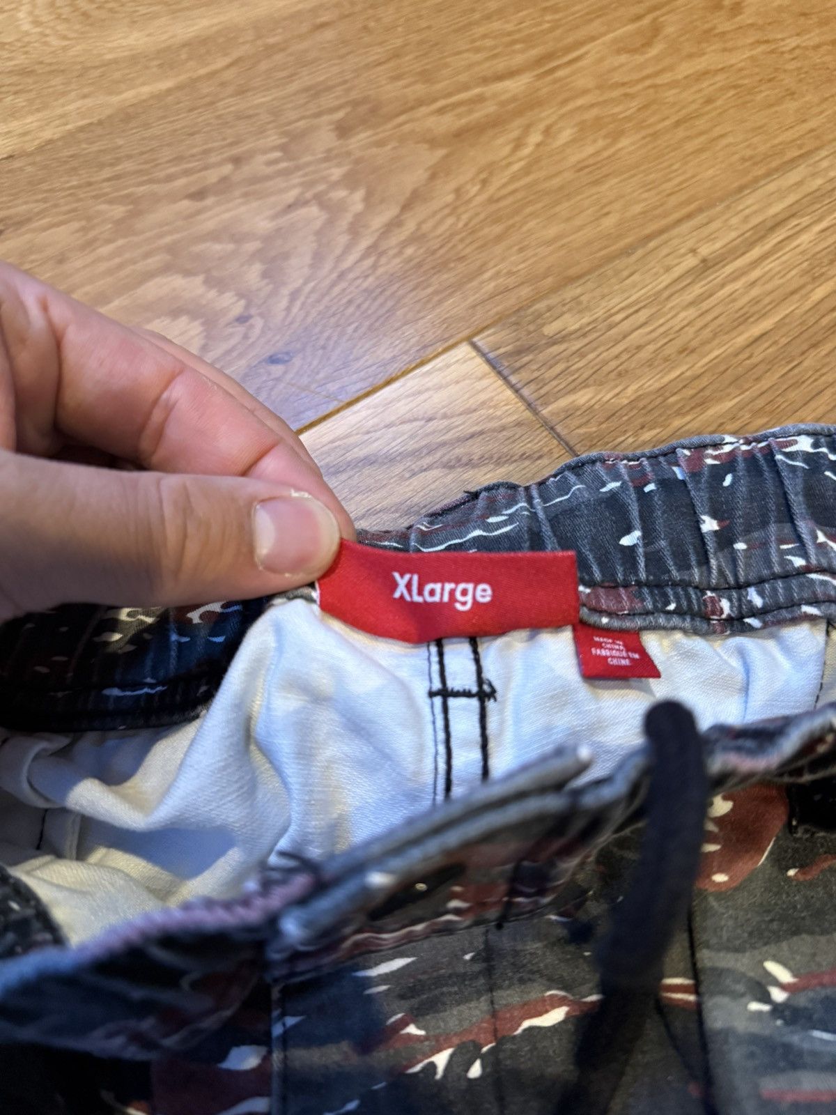 Supreme Supreme Cargo Short SS24 “Red Tiger Camo” Size US 36 / EU 52 - 3 Thumbnail