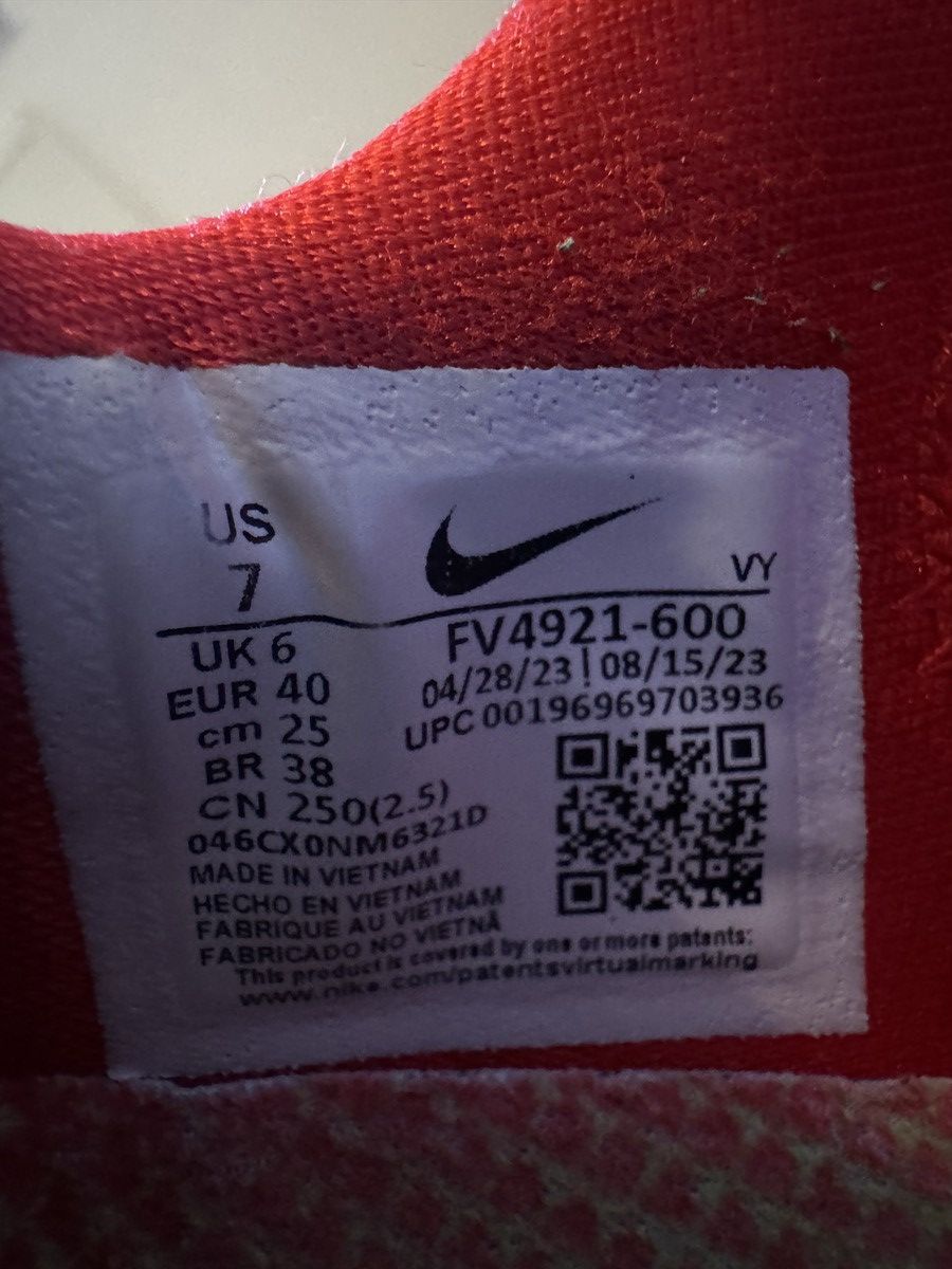 Nike Nike kobe 6 reverse grinch Size US 7 / EU 40 - 7 Thumbnail