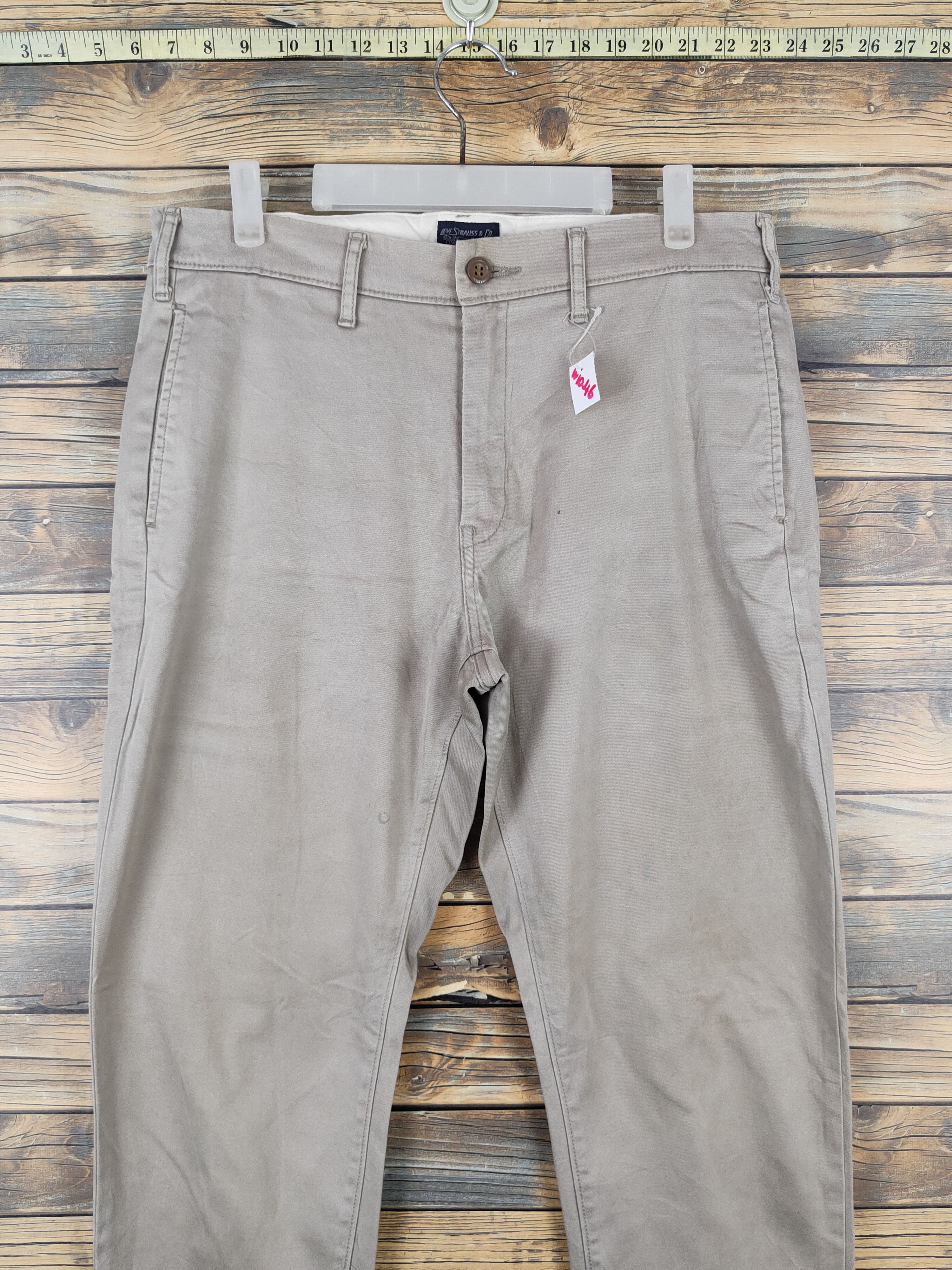Japanese Brand Levi's Beige Multipocket Casual Pants #W1046 Size US 32 / EU 48 - 2 Thumbnail
