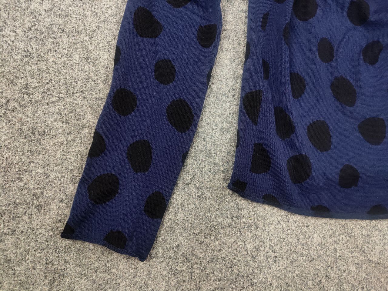 Comme des Garcons Vintage COMME des GARCONS Dot Printed Wool Knit Sweater Size US XS / EU 42 / 0 - 8 Thumbnail
