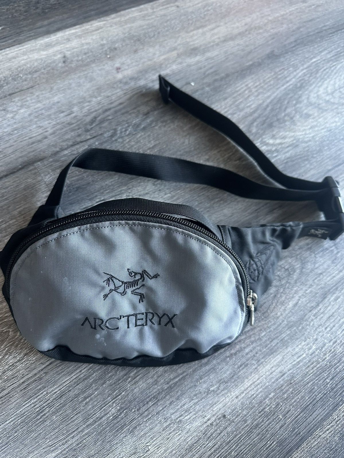 Arc’Teryx satchel/pouch