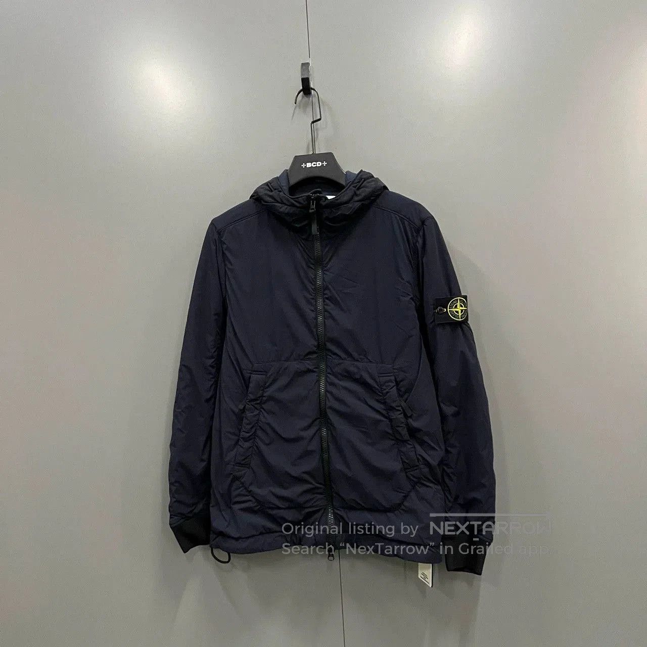 stone island hooded jacket size small.