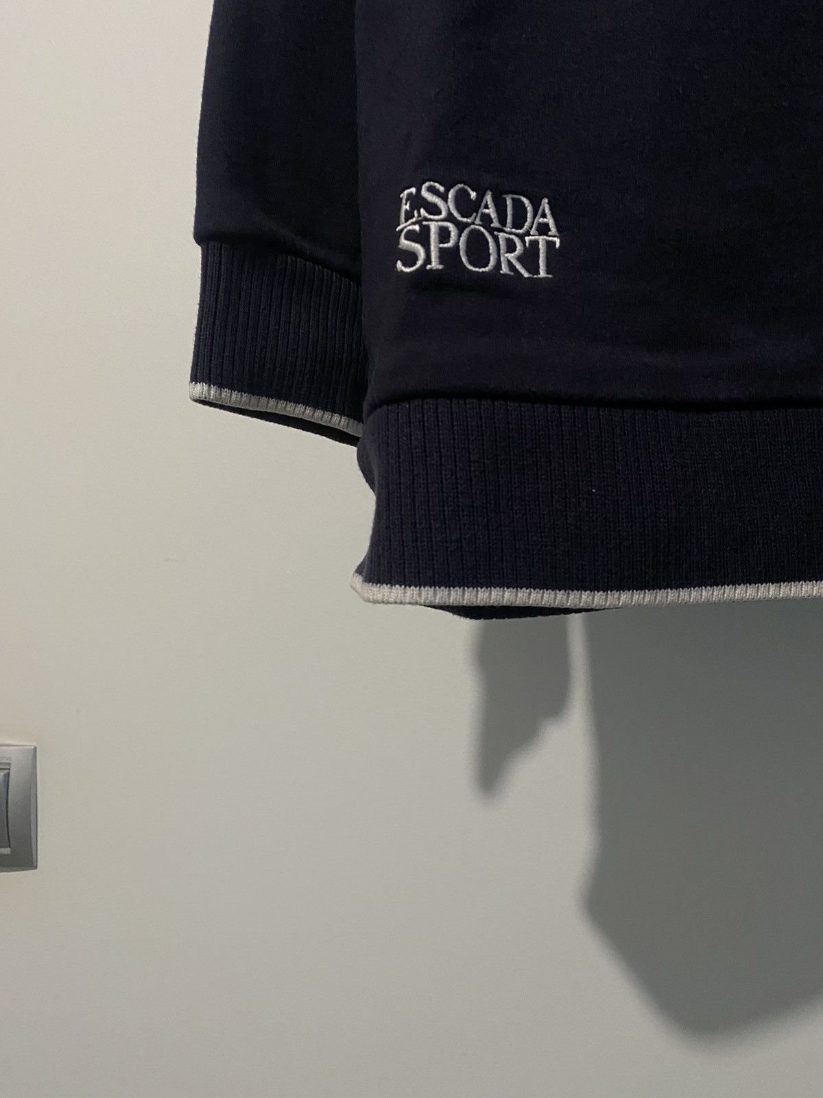 Escada × Escada Sport × Vintage Escada Sport Vintage V-Neck Crewneck M Ryder Cup y2k archive Size US M / EU 48-50 / 2 - 18 Thumbnail