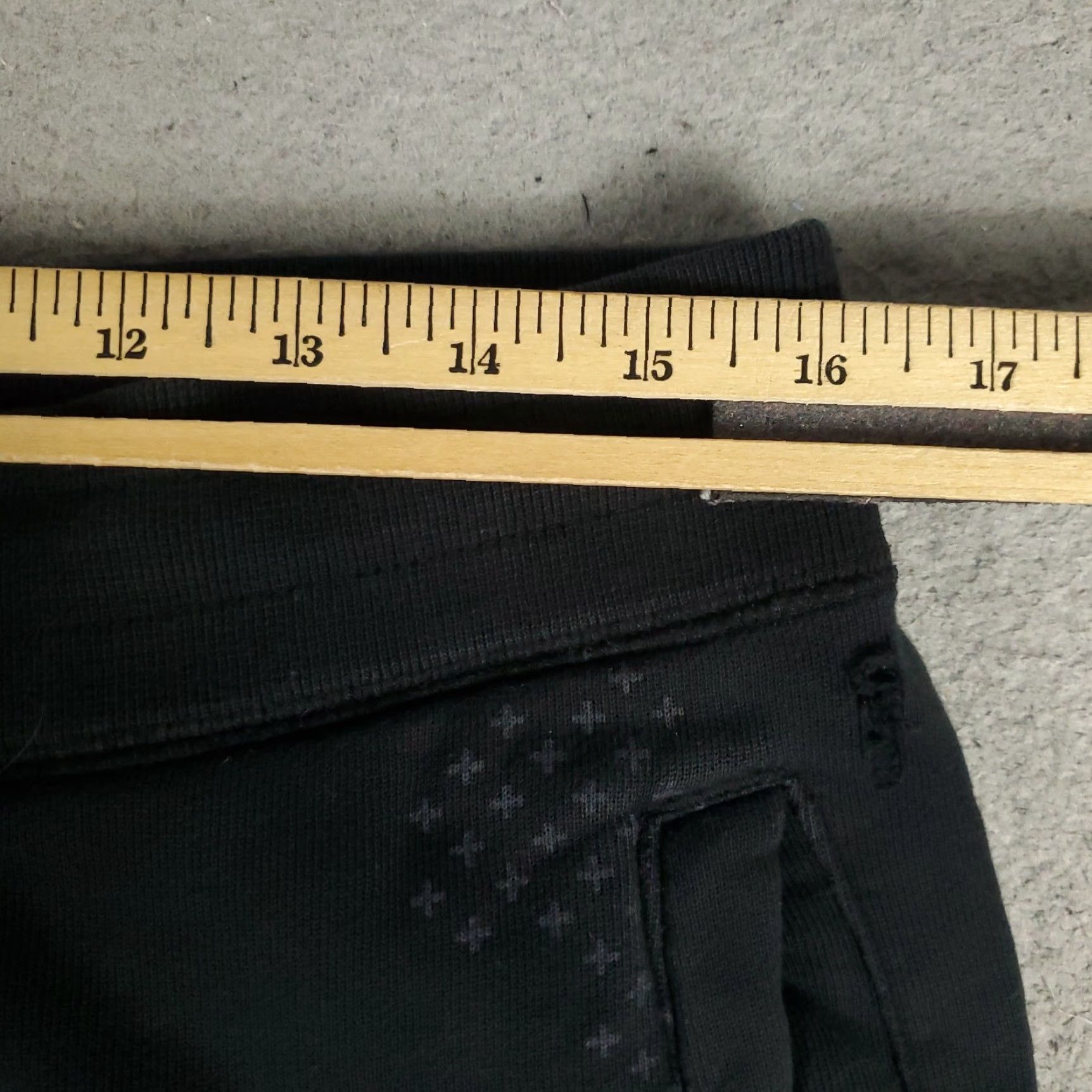 Nike Nike Pants Size Medium Black Swoosh Track Joggers Sweatpants Mens Size US 31 - 4 Thumbnail