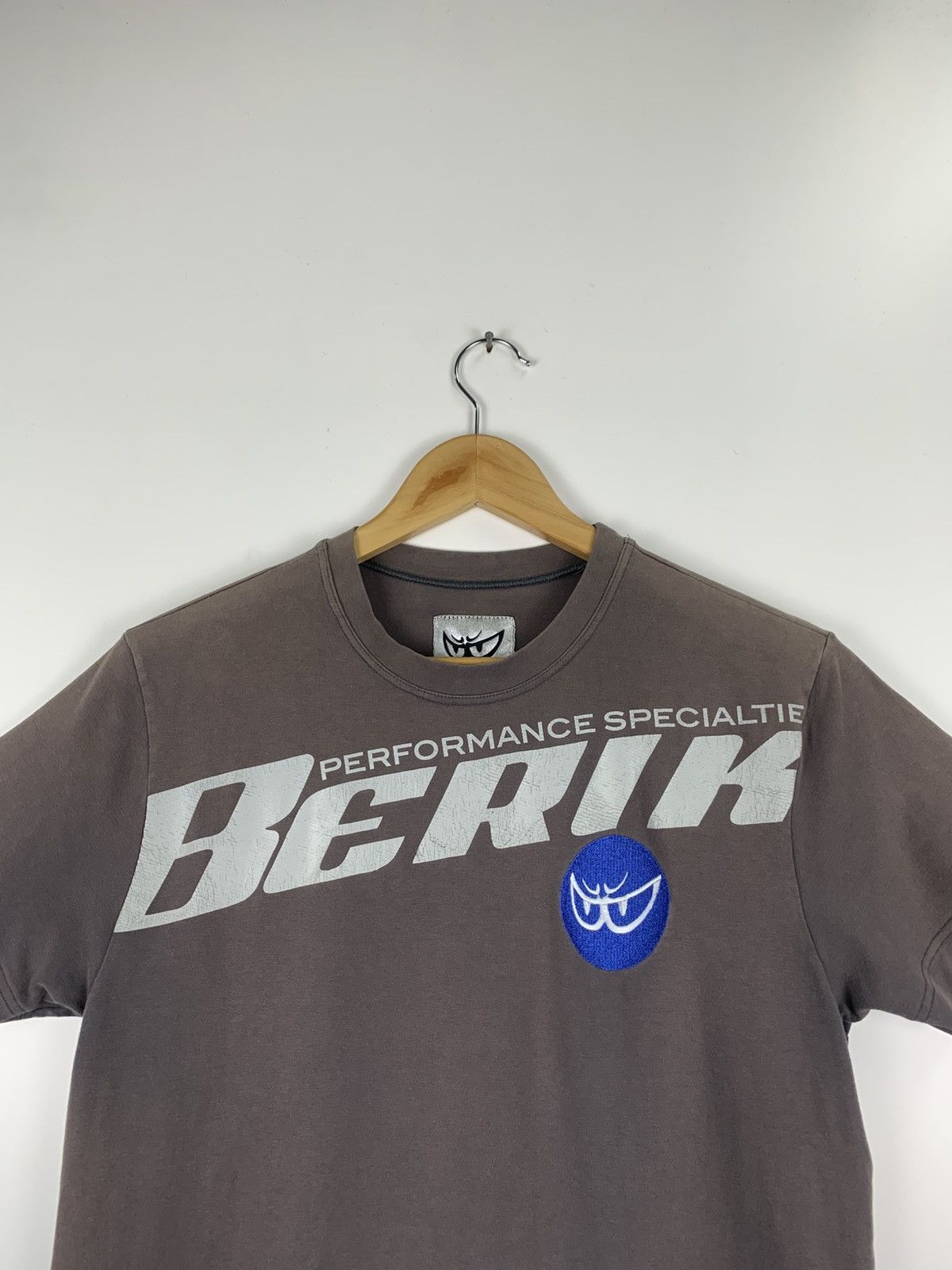 Vintage Berik brand tee Size US M / EU 48-50 / 2 - 6 Thumbnail