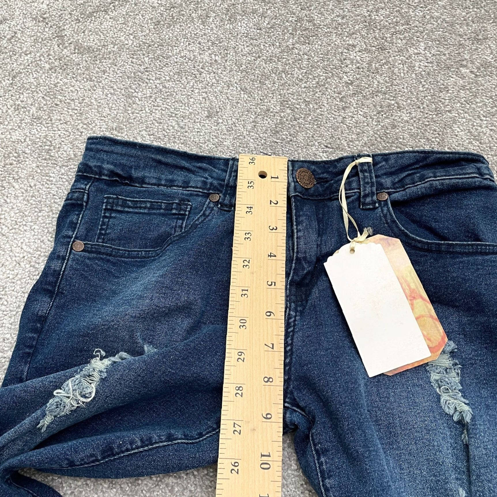 Vintage American Quality Jeans Juniors 13 High Rise Distressed Dark Blue 30x30 NWT Denim Size 34" / US 12 / IT 48 - 7 Thumbnail