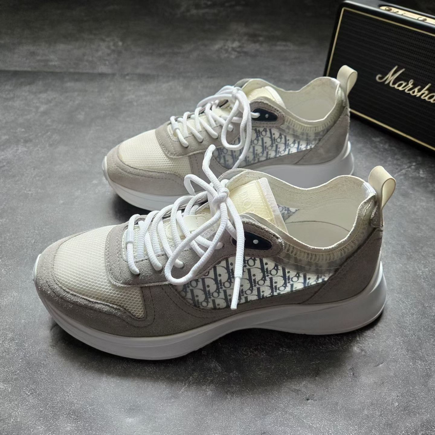 Dior Dior White Lowtop Sneakers 25 Men Size US 10 / EU 43 - 1 Thumbnail