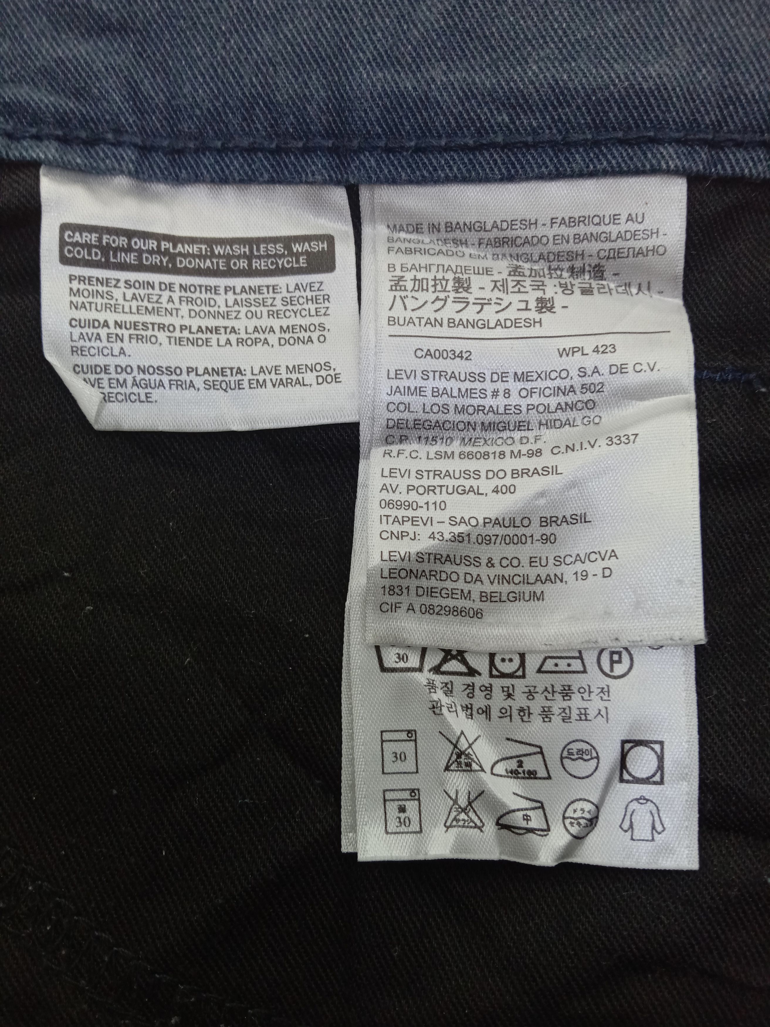 Levi's Vintage Levi's 511 Slim Jeans Size US 33 - 12 Thumbnail