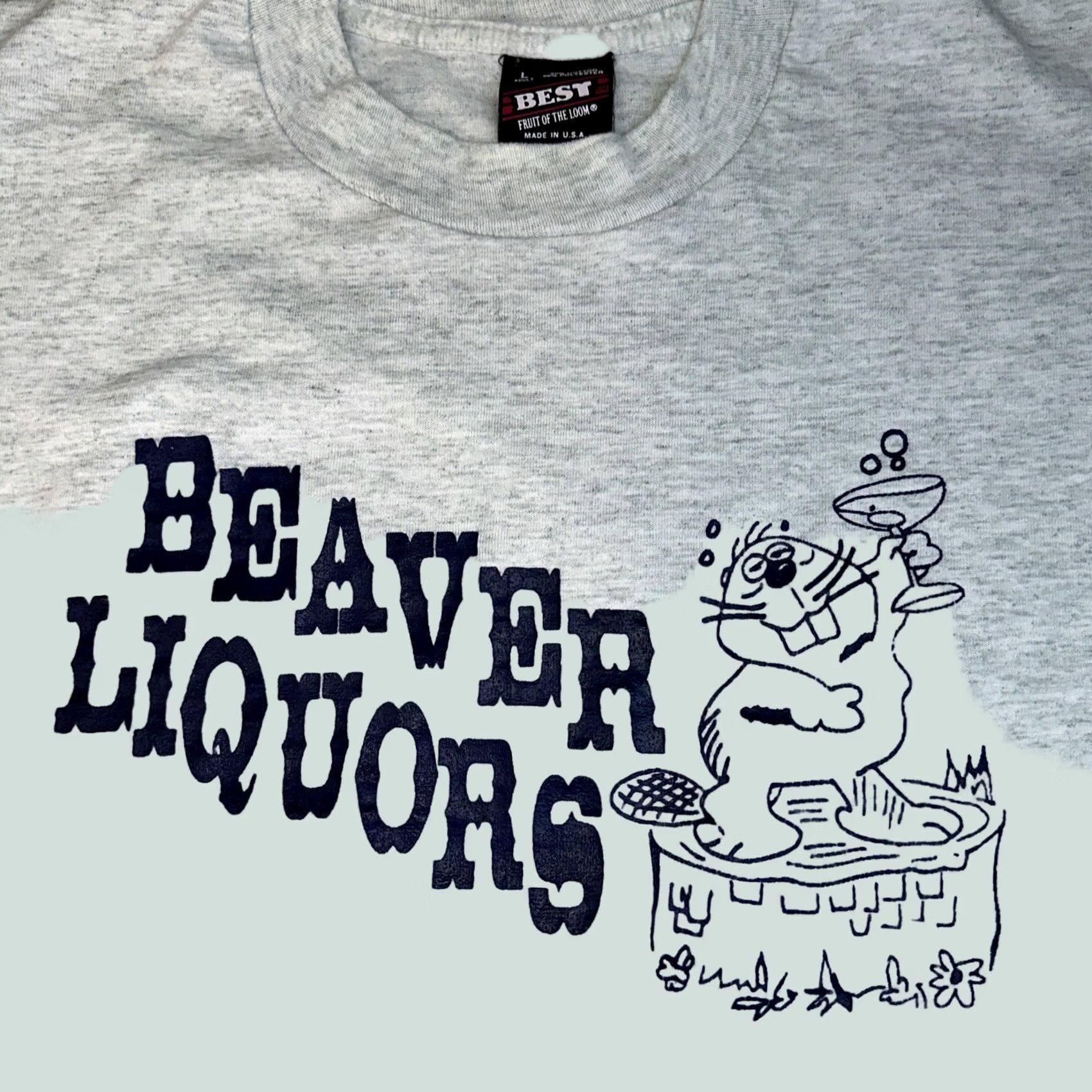 Fruit Of The Loom VINTAGE Fruit of the Loom T-Shirt Men L Gray Beaver liquors USA 90s Size US L / EU 52-54 / 3 - 1 Thumbnail