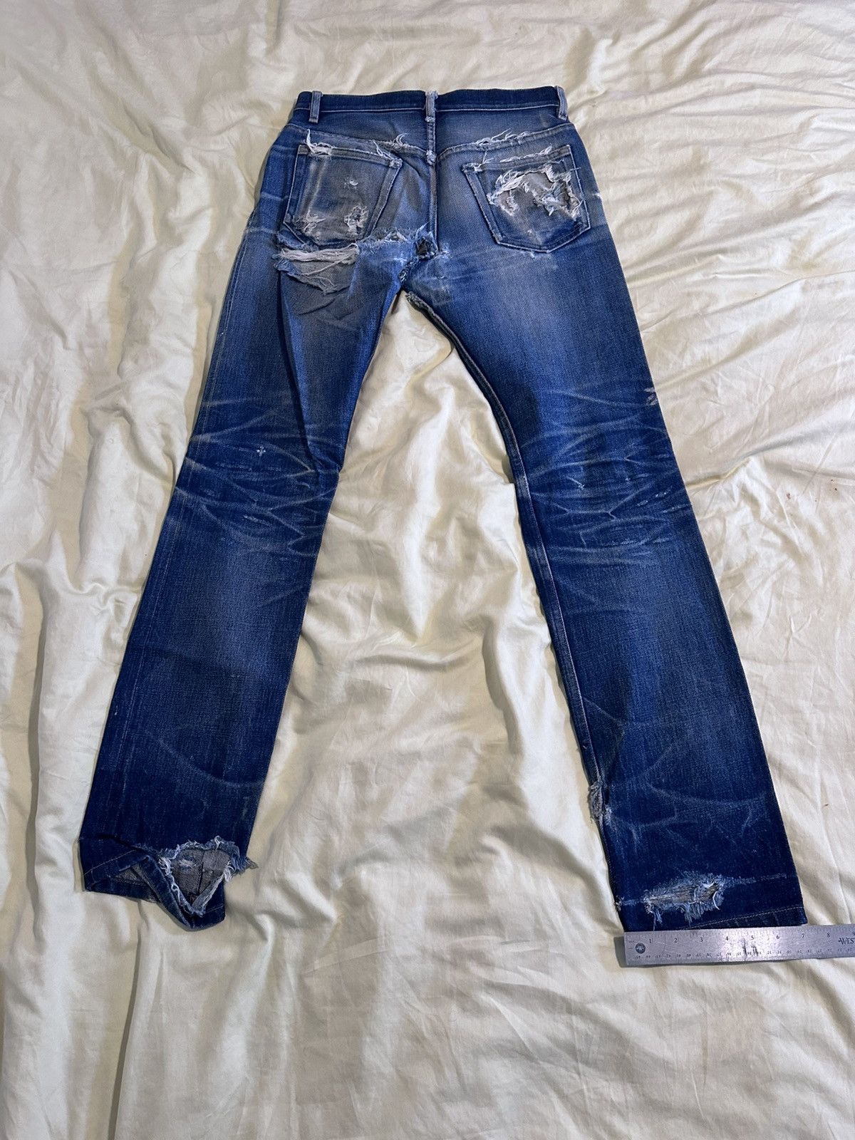 A.P.C. A.P.C. Heavily Distressed Indigo Denim Jeans Size US 27 - 9 Thumbnail