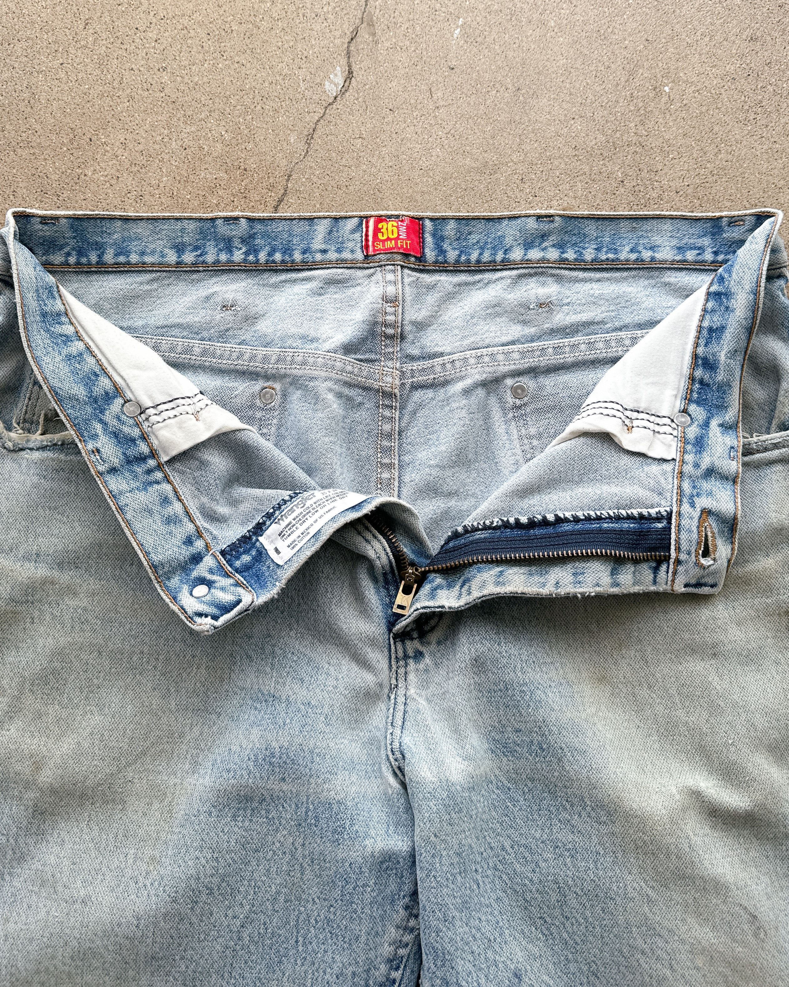 Wrangler Vintage Wrangler 36 MWZ Jeans Men's 34 Light Wash Distressed Size US 34 / EU 50 - 3 Thumbnail