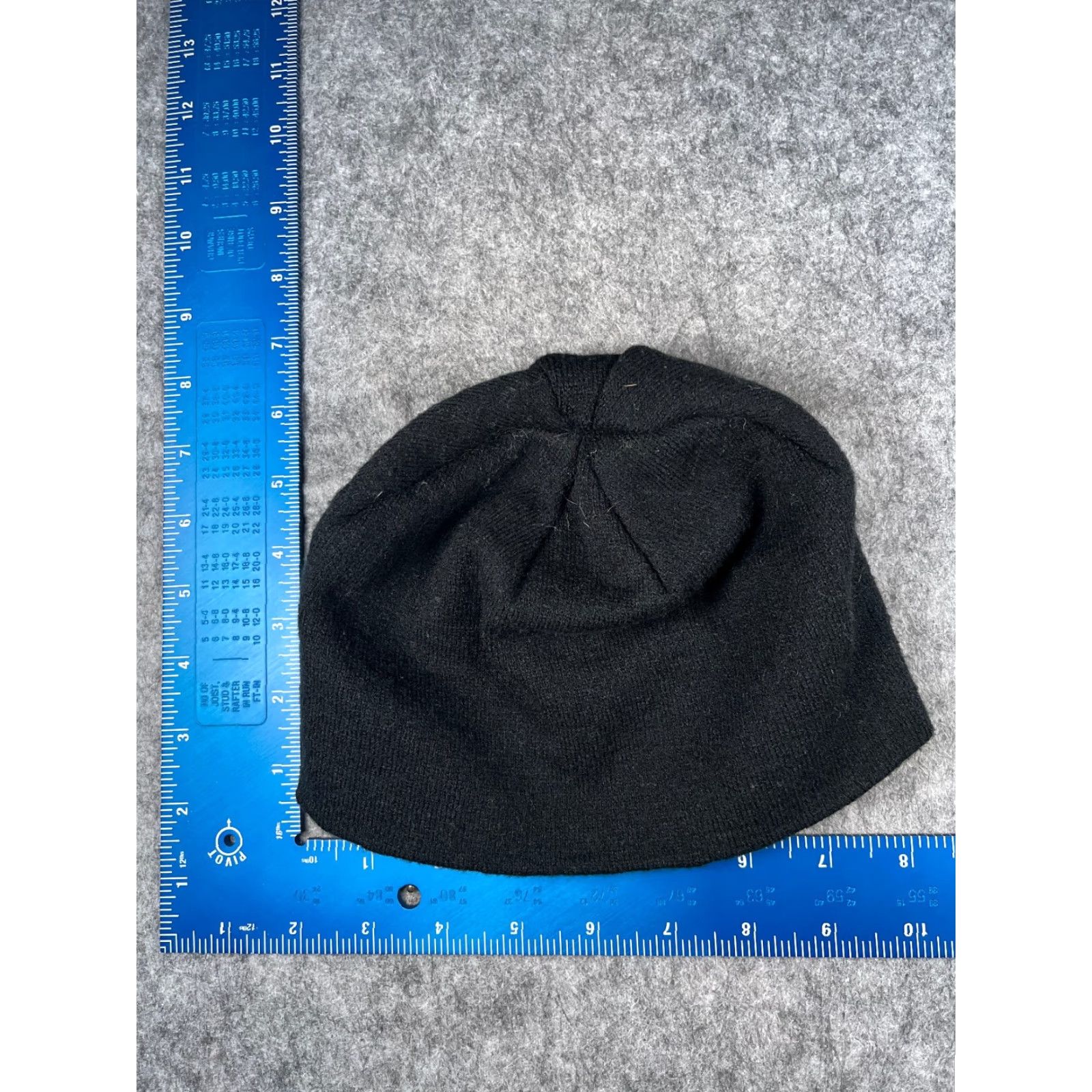Vintage Xhilaration Beanie Toque Adult One Size Black Knit Acrylic Blend Outdoors Adults Beanie Black Knit Xhilaration Outdoor Beanie Mens Womens Girls 2020s Size ONE SIZE - 3 Thumbnail