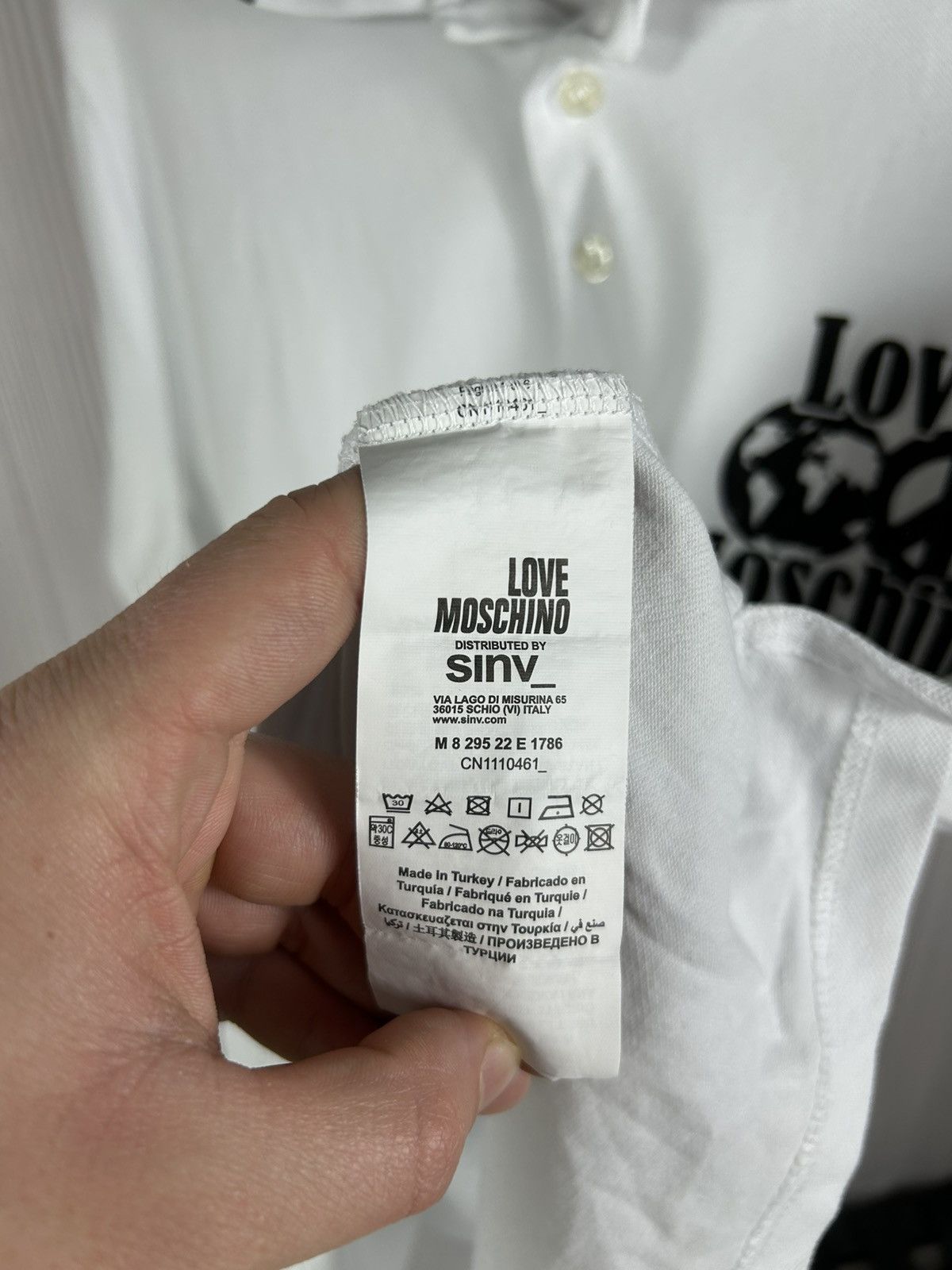 Moschino Love Moschino World Peace Polo Shirt Size M Size US M / EU 48-50 / 2 - 8 Thumbnail