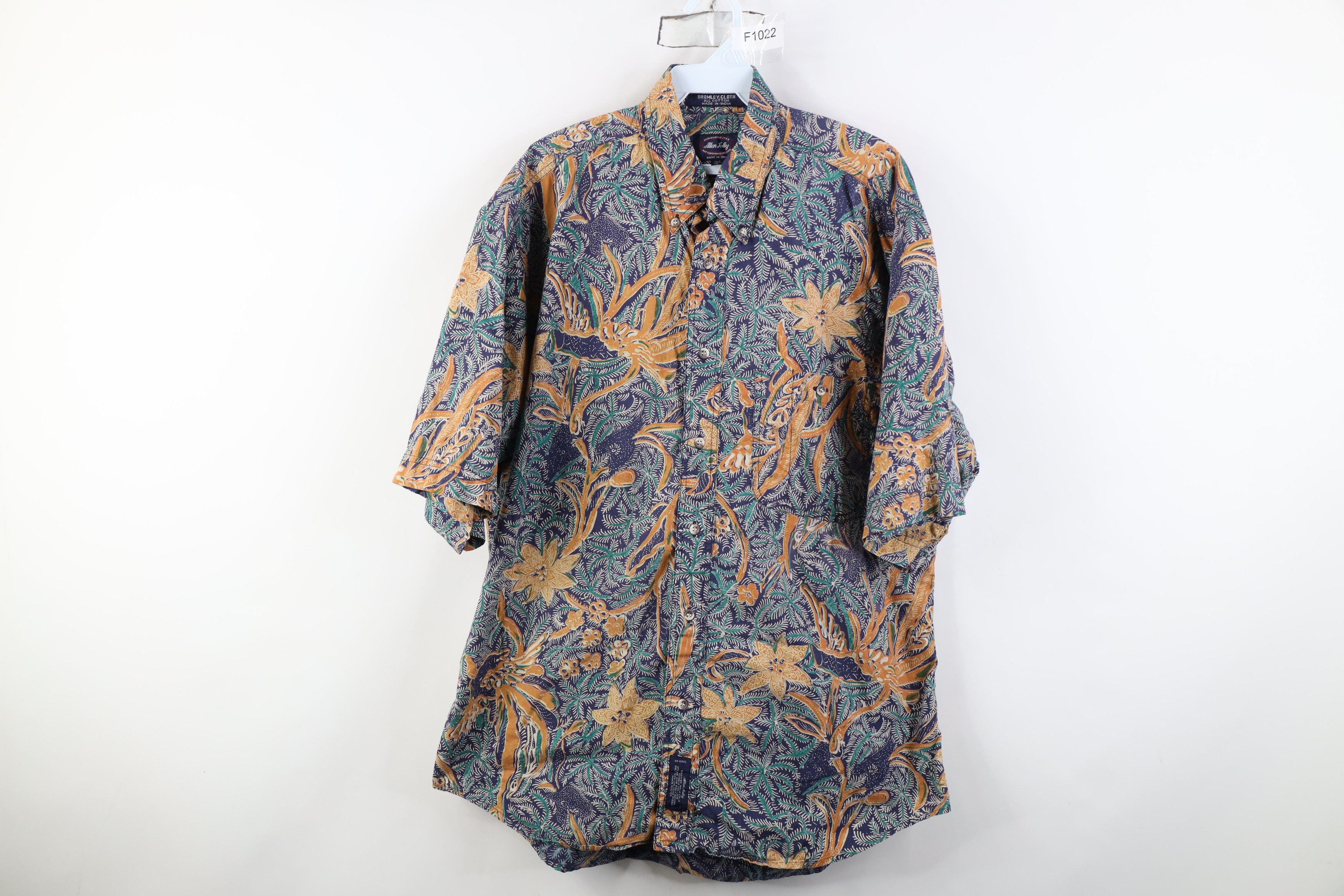 Vintage Vintage 90s Streetwear Flower Hawaiian Button Down Shirt Size US L / EU 52-54 / 3 - 1 Thumbnail