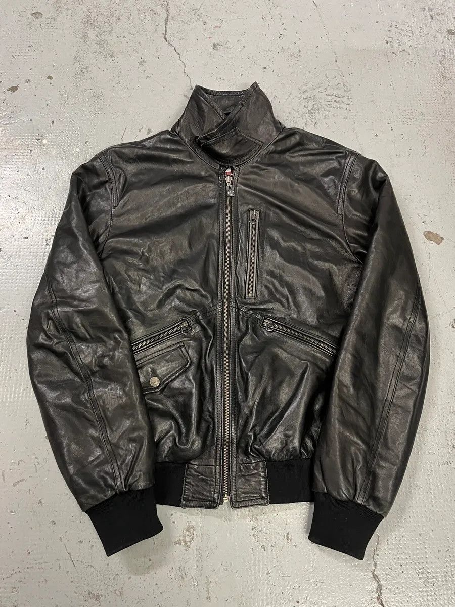 Armani 2000s Armani Black Leather Bomber Jacket Size US M / EU 48-50 / 2 - 4 Thumbnail