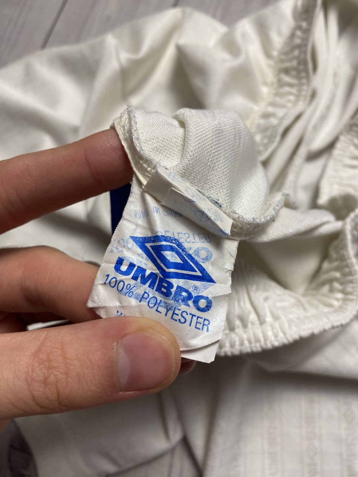 Umbro Vintage Umbro Shorts monogram logo L size Size US 34 / EU 50 - 8 Thumbnail