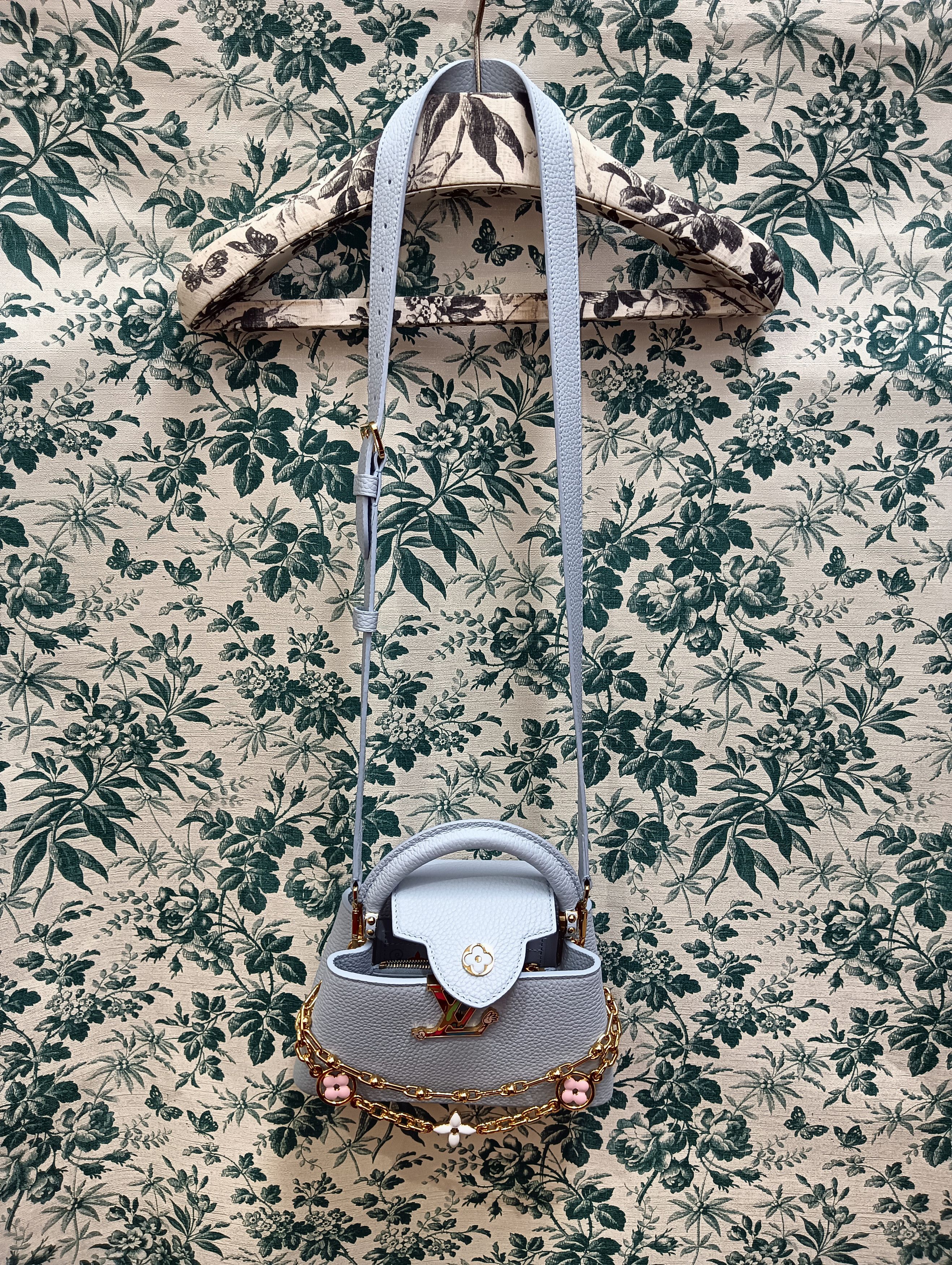 Louis Vuitton × Takashi Murakami East-West Mini Capucines Size ONE SIZE - 9 Thumbnail
