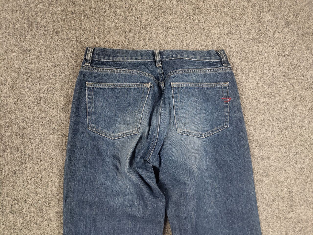Diesel Vintage Diesel Industry Faded Denim Jeans Y2K Style Tapered Size US 32 / EU 48 - 9 Thumbnail