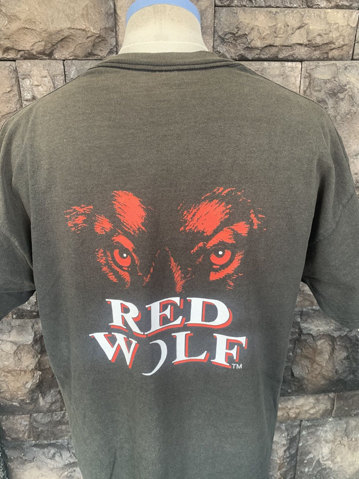 Vintage Vintage 90s Red Wolf Action Horror Movie Promo T shirt Size US L / EU 52-54 / 3 - 2 Thumbnail