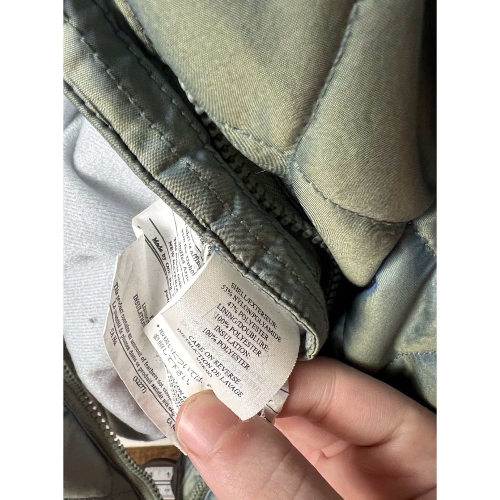 Marmot VINTAGE Marmot Vest Women Large Satin Green Kitzbuhel Full Zip Diamond Quilted Puffer Size L / US 10 / IT 46 - 6 Thumbnail